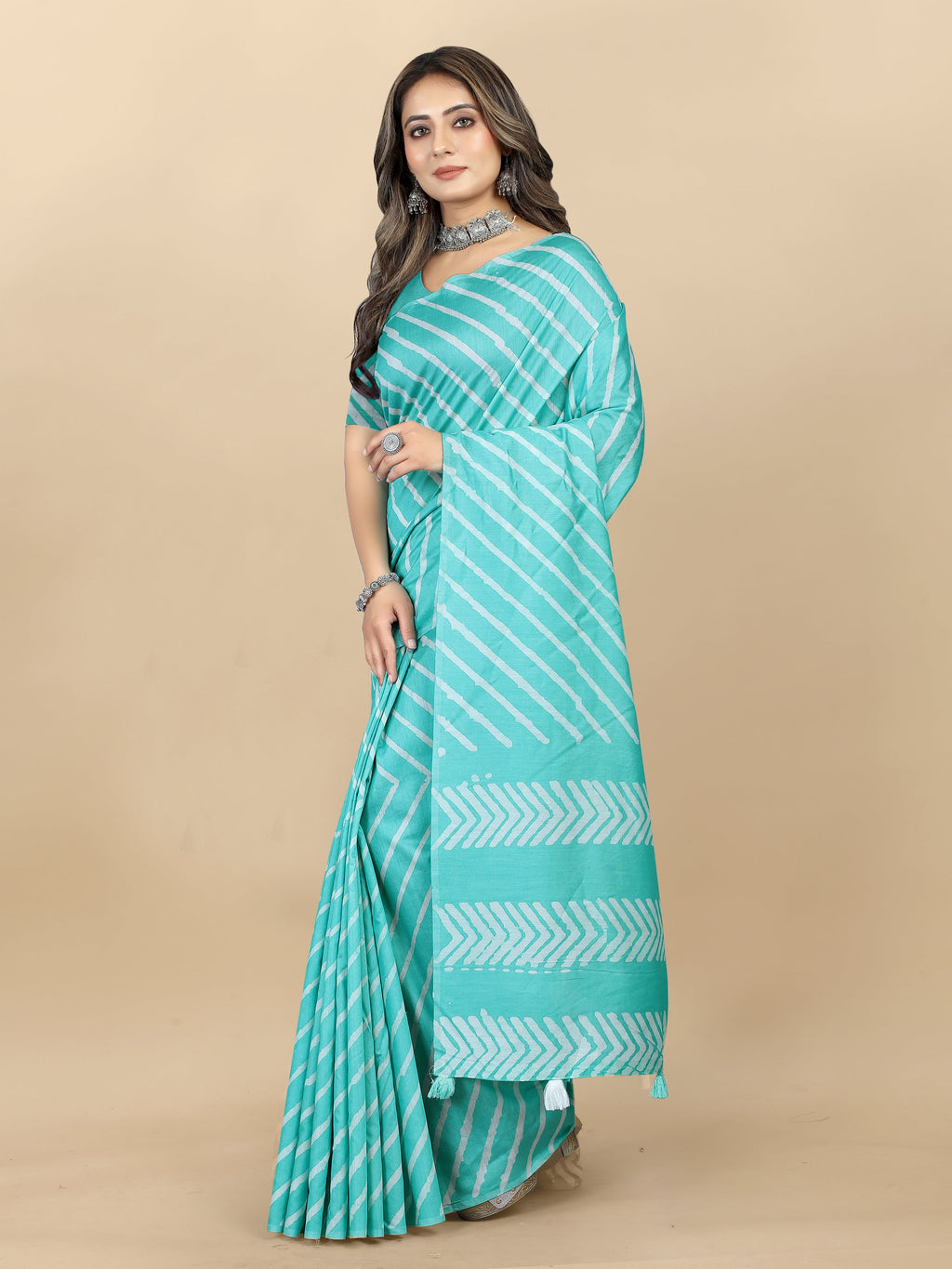 Vedant Vastram Designer Digital Print Batik Saree - Turquoise