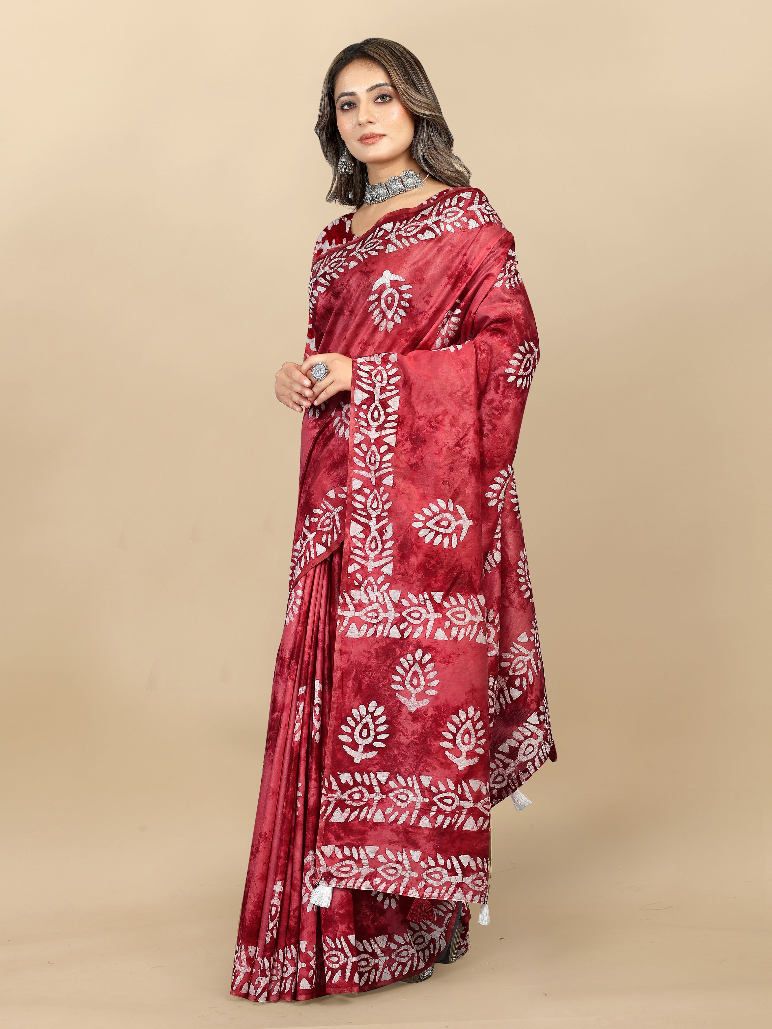 Vedant Vastram Designer Digital Print Batik Saree - Maroon