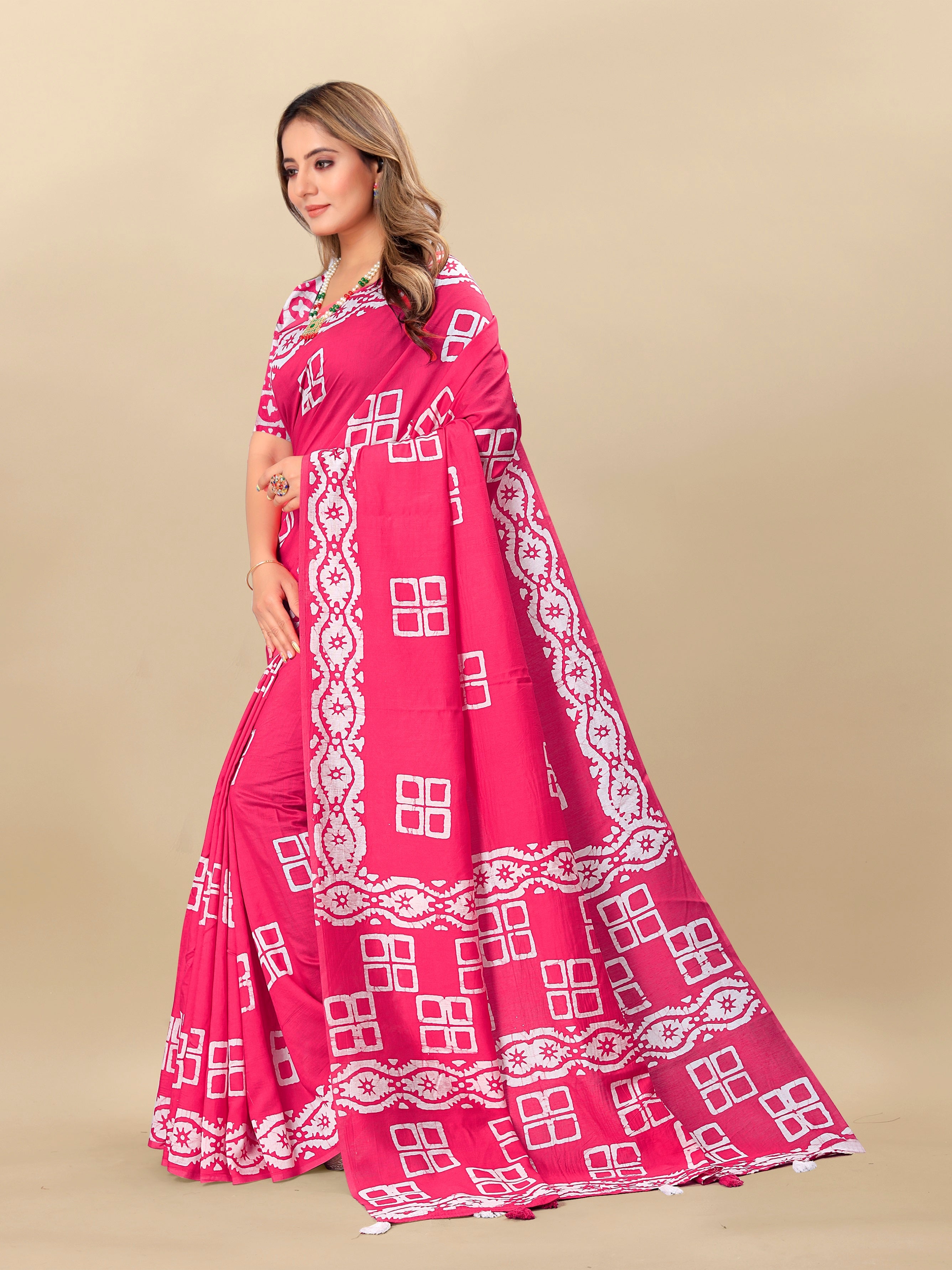 Vedant Vastram Designer Digital Print Batik Saree - Pink