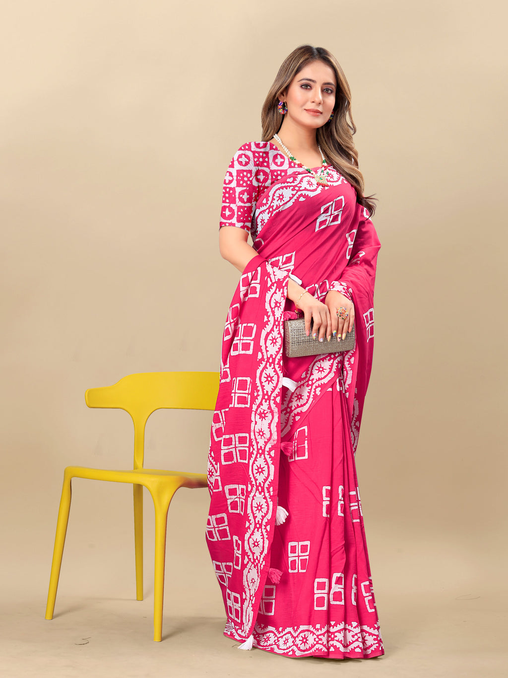 Vedant Vastram Designer Digital Print Batik Saree - Pink