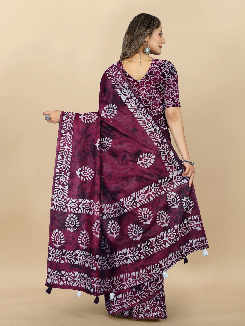 Vedant Vastram Designer Digital Print Batik Saree - Wine