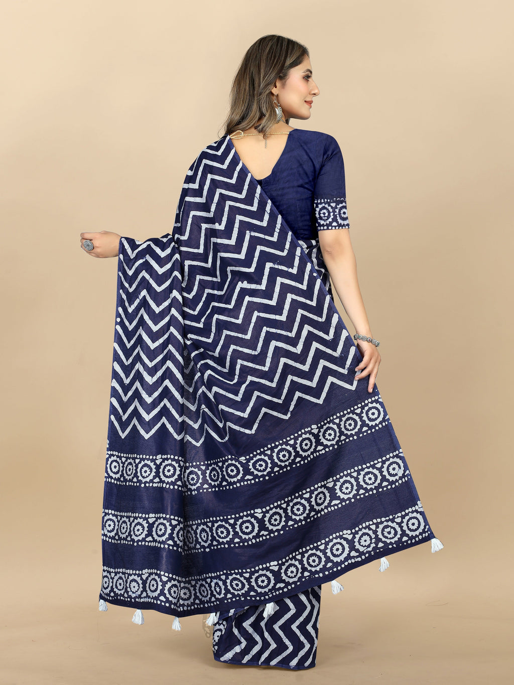 Vedant Vastram Designer Digital Print Batik Saree - Navy Blue