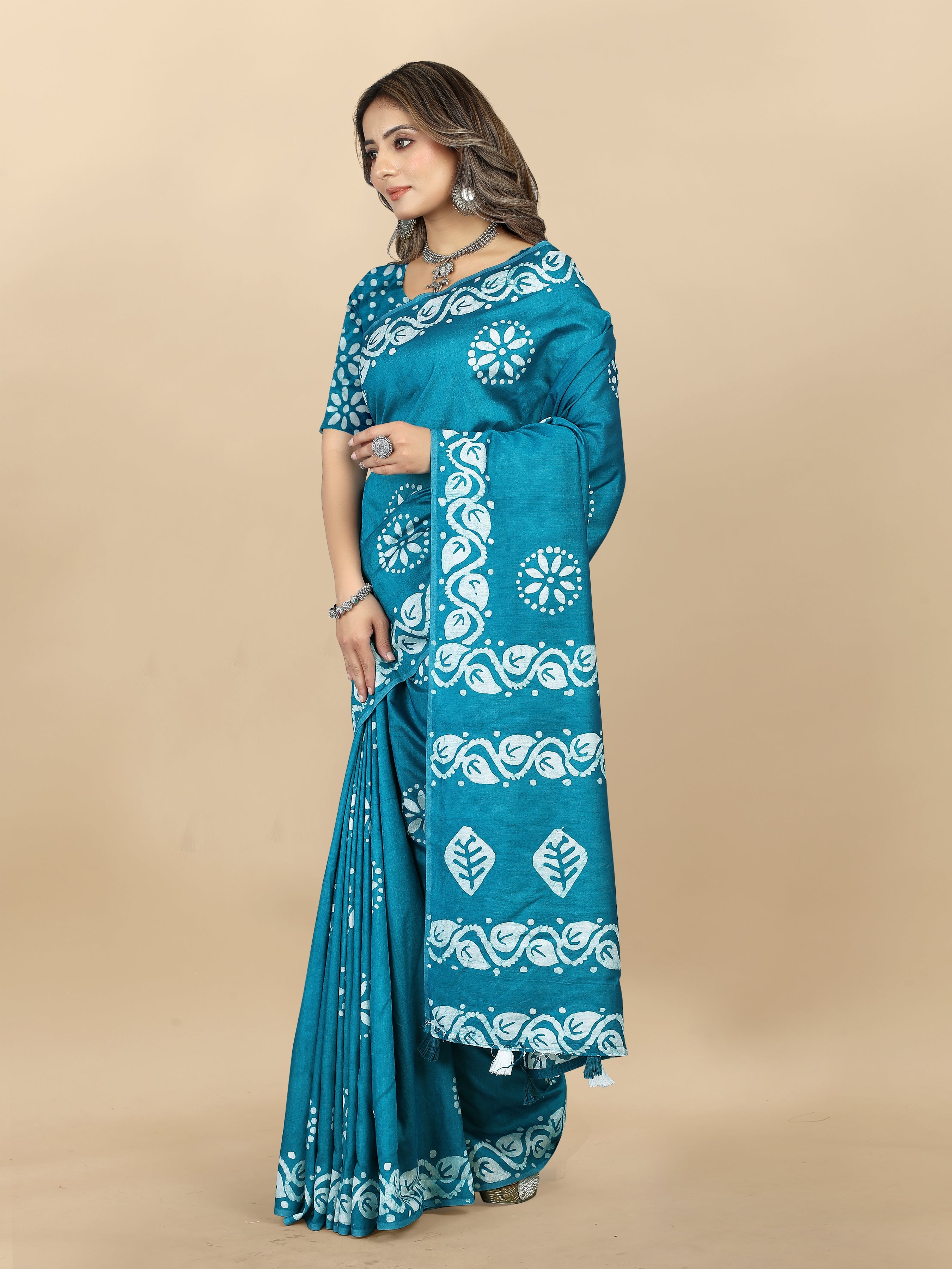 Vedant Vastram Designer Digital Print Batik Saree - Rama