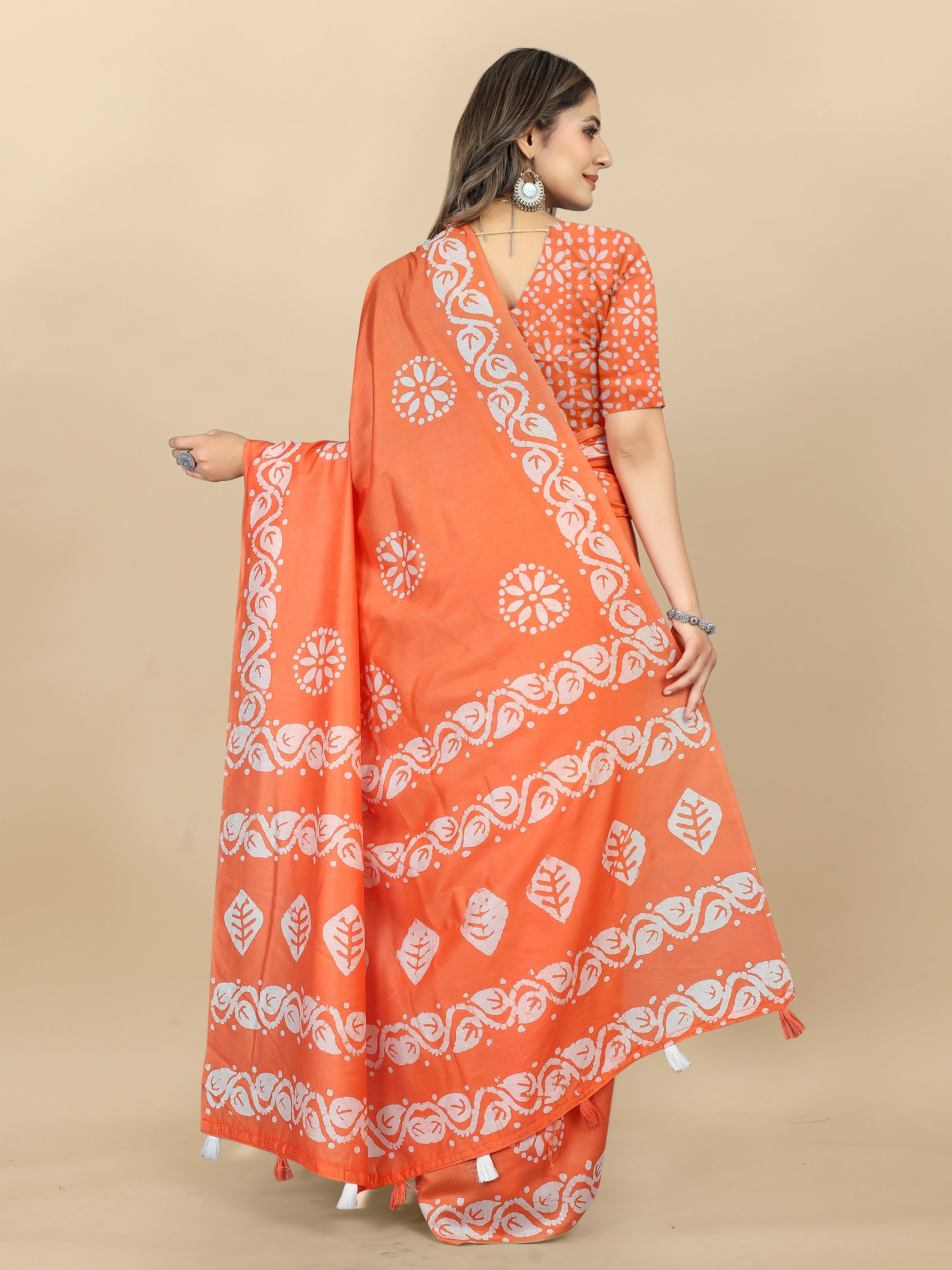 Vedant Vastram Designer Digital Print Batik Saree - Orange