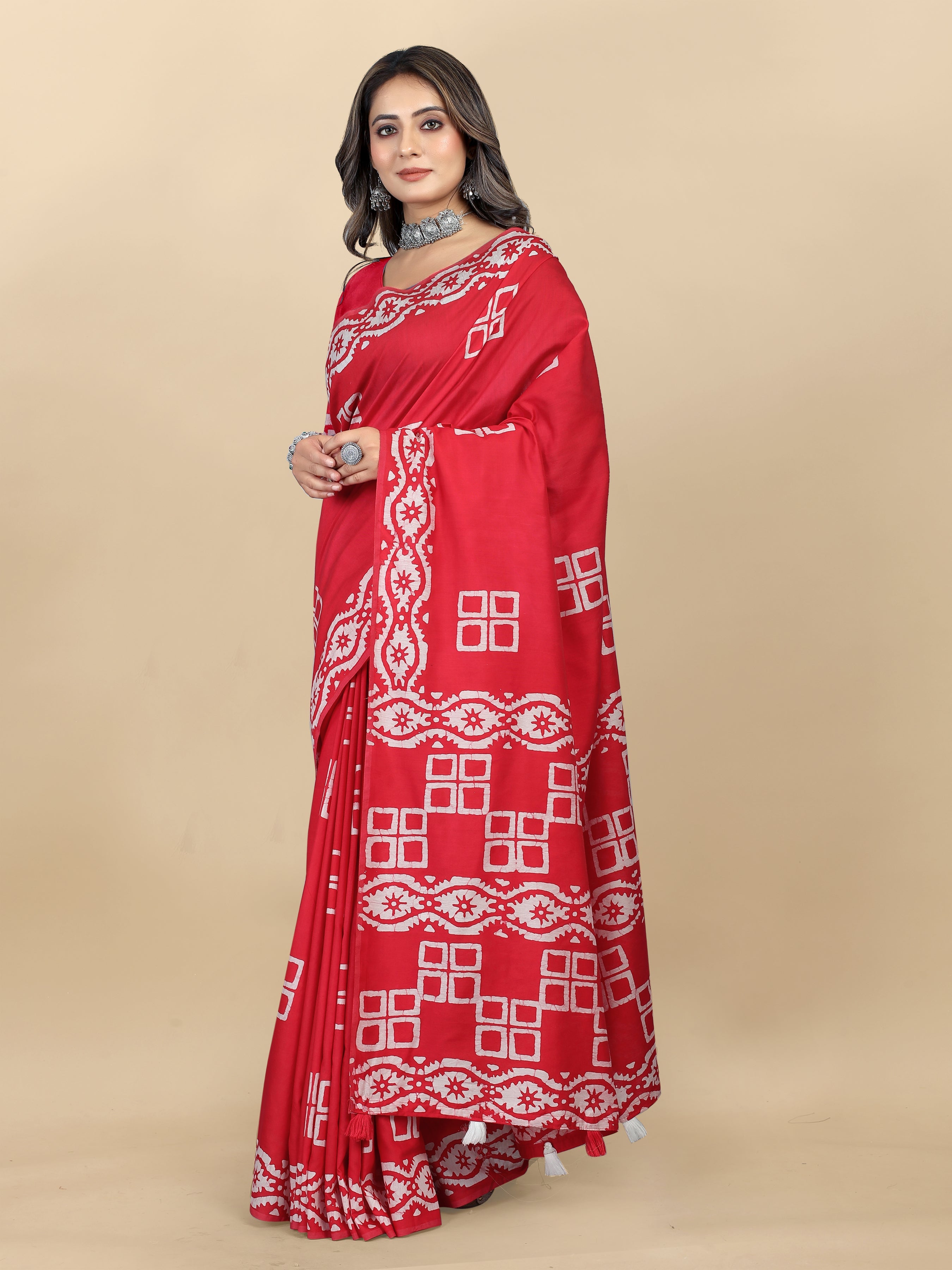 Vedant Vastram Designer Digital Print Batik Saree - Red
