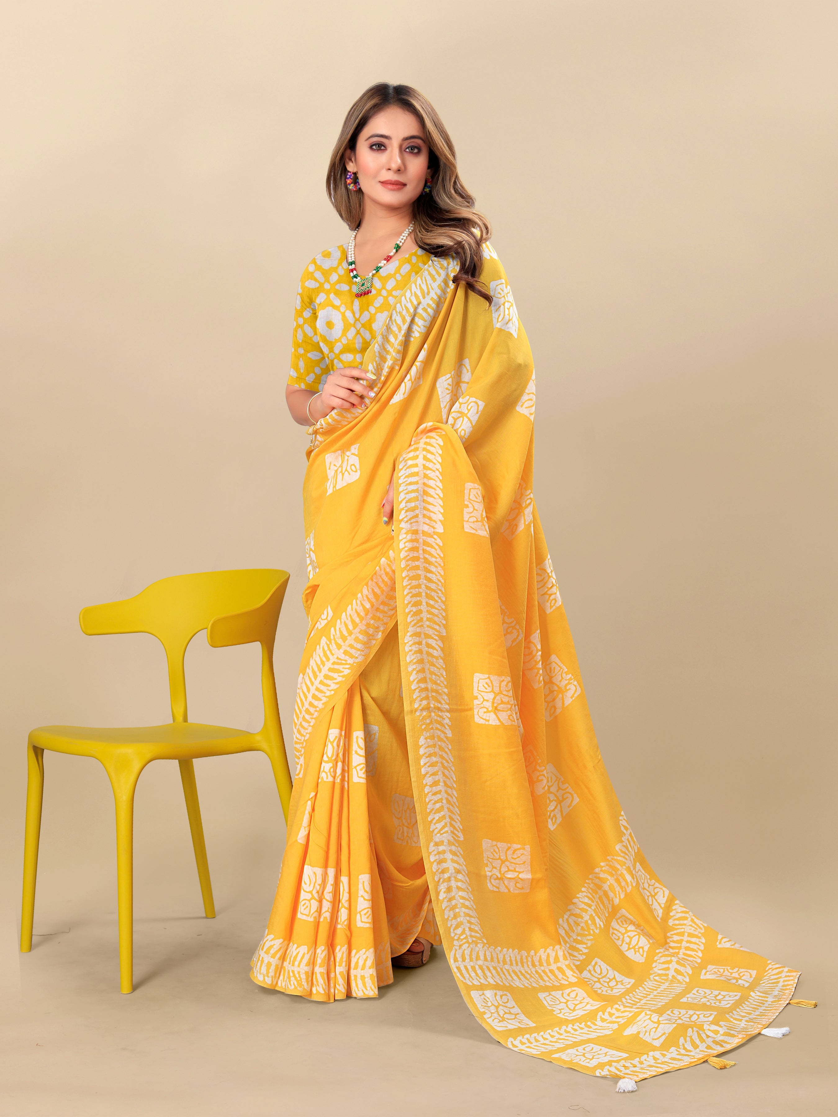 Vedant Vastram Designer Digital Print Batik Saree - Yellow
