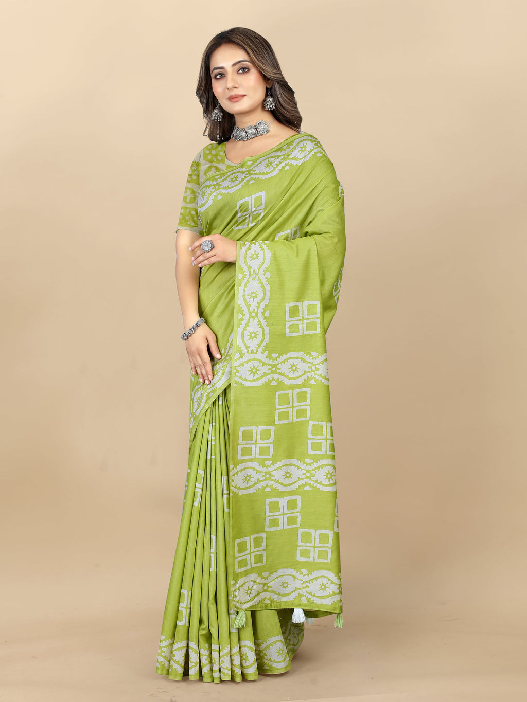 Vedant Vastram Designer Digital Print Batik Saree - Parrot