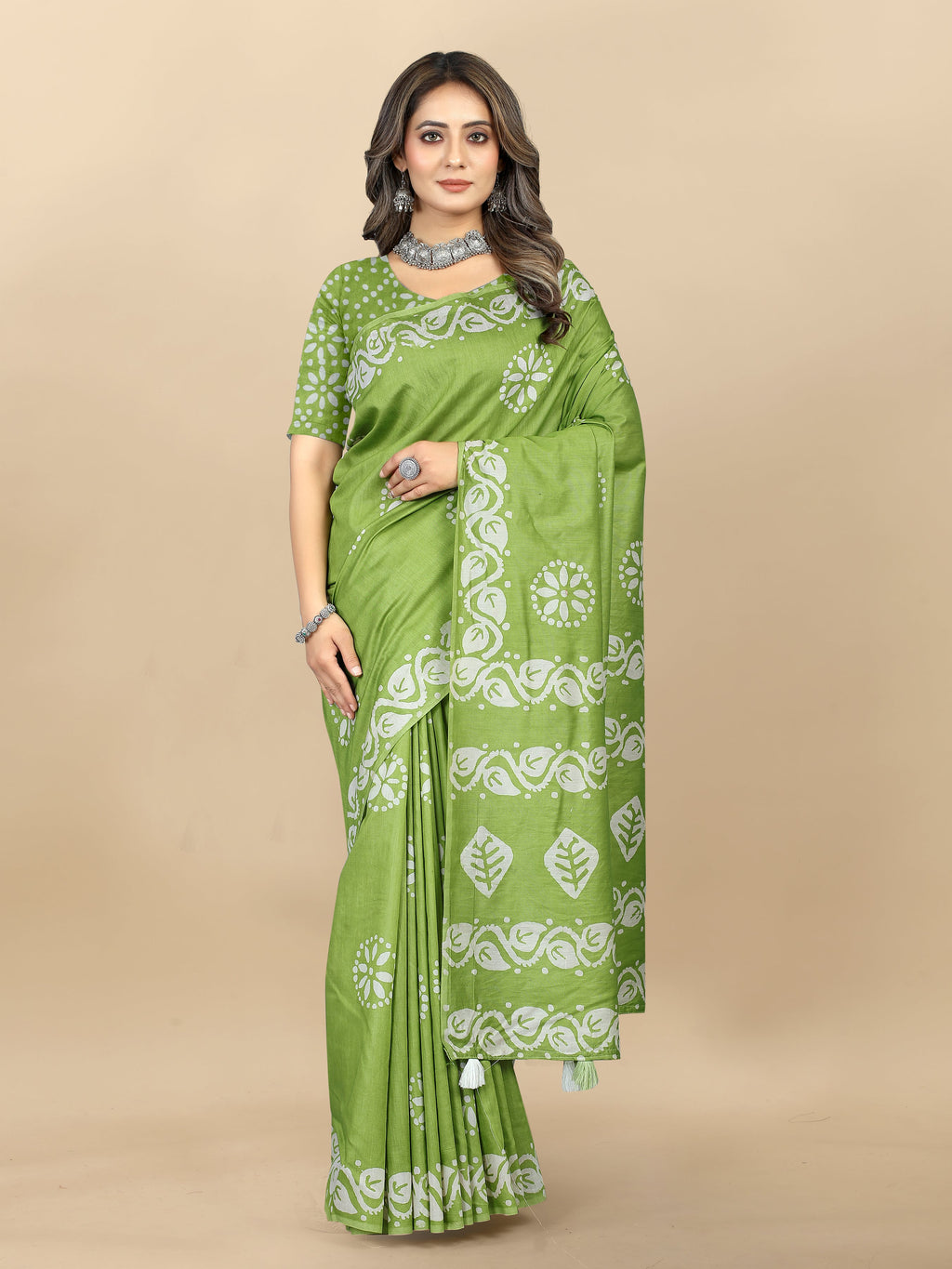 Vedant Vastram Designer Digital Print Batik Saree - Green
