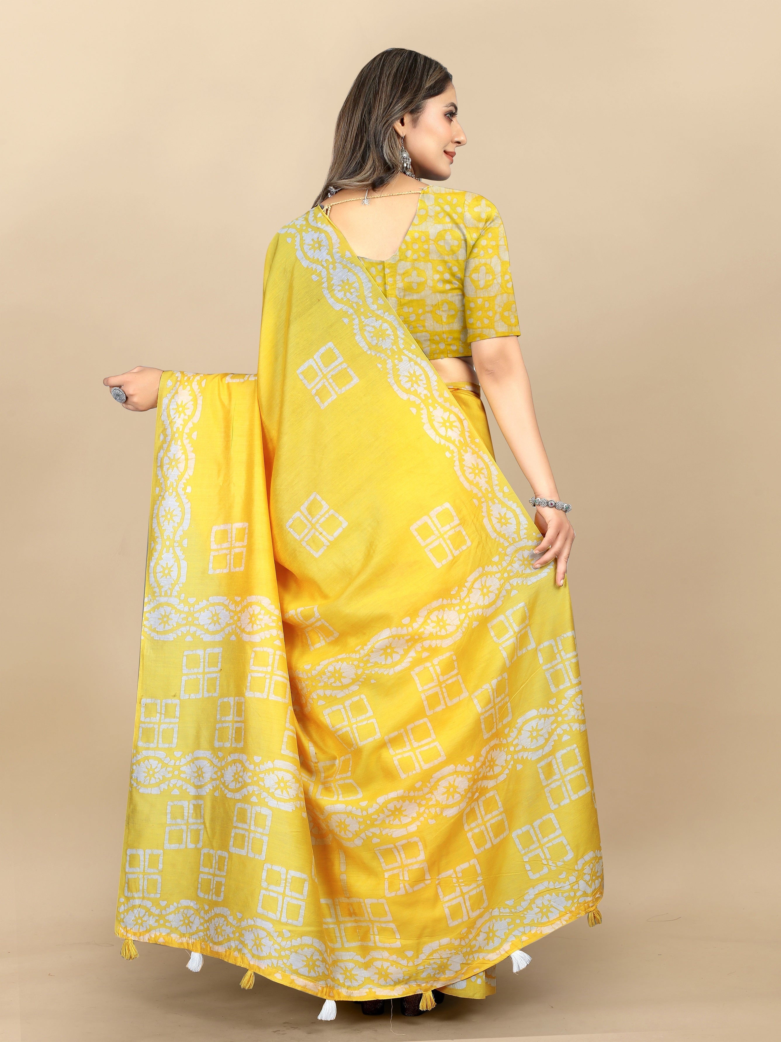 Vedant Vastram Designer Digital Print Batik Saree - Yellow