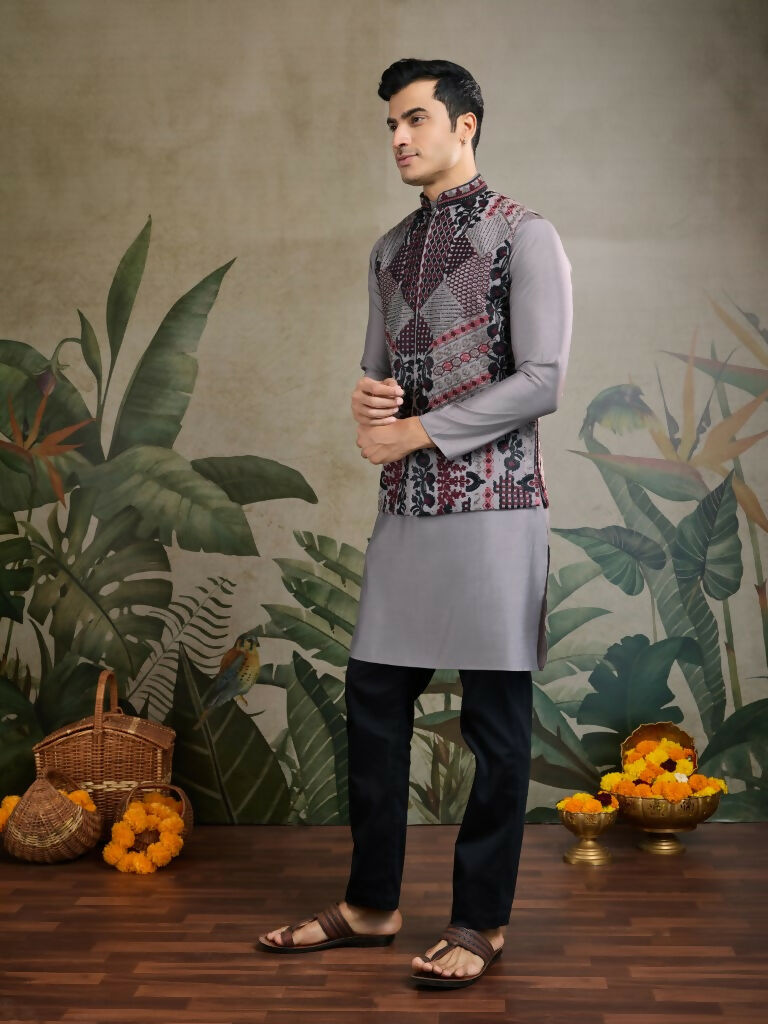 Vastranavya Grey Exclusive Festival Viscose Silk Thread & Swarovski Embroidered Work Mens Wear Kurta & Koti