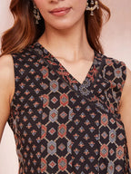 Yufta Black Ethnic Motifs Straight Kurta Trouser Set