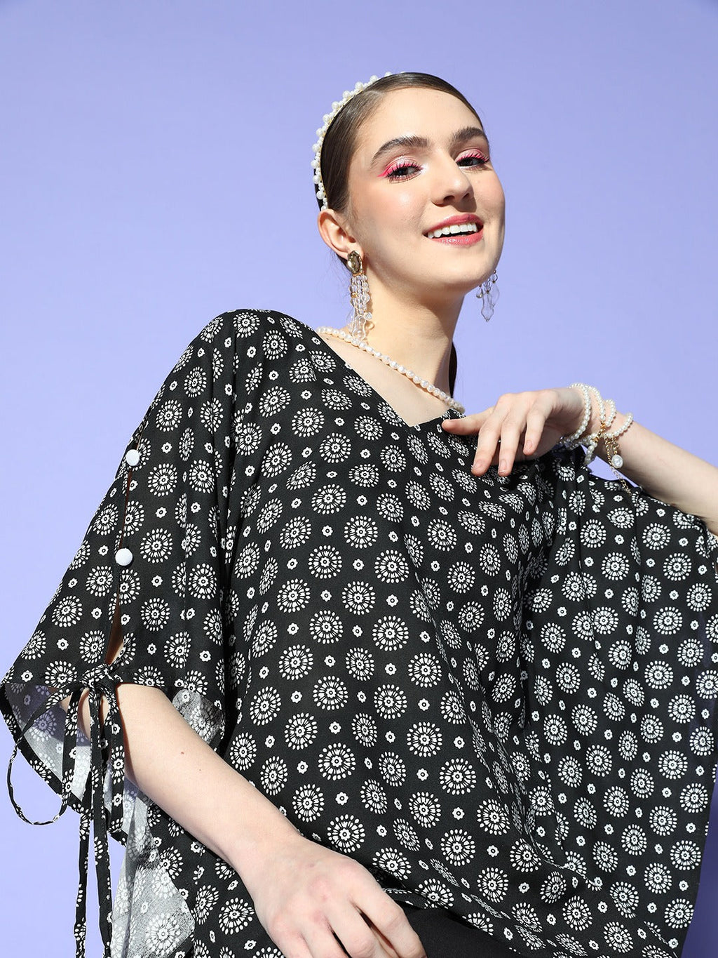 Yufta Black Kaftan Top