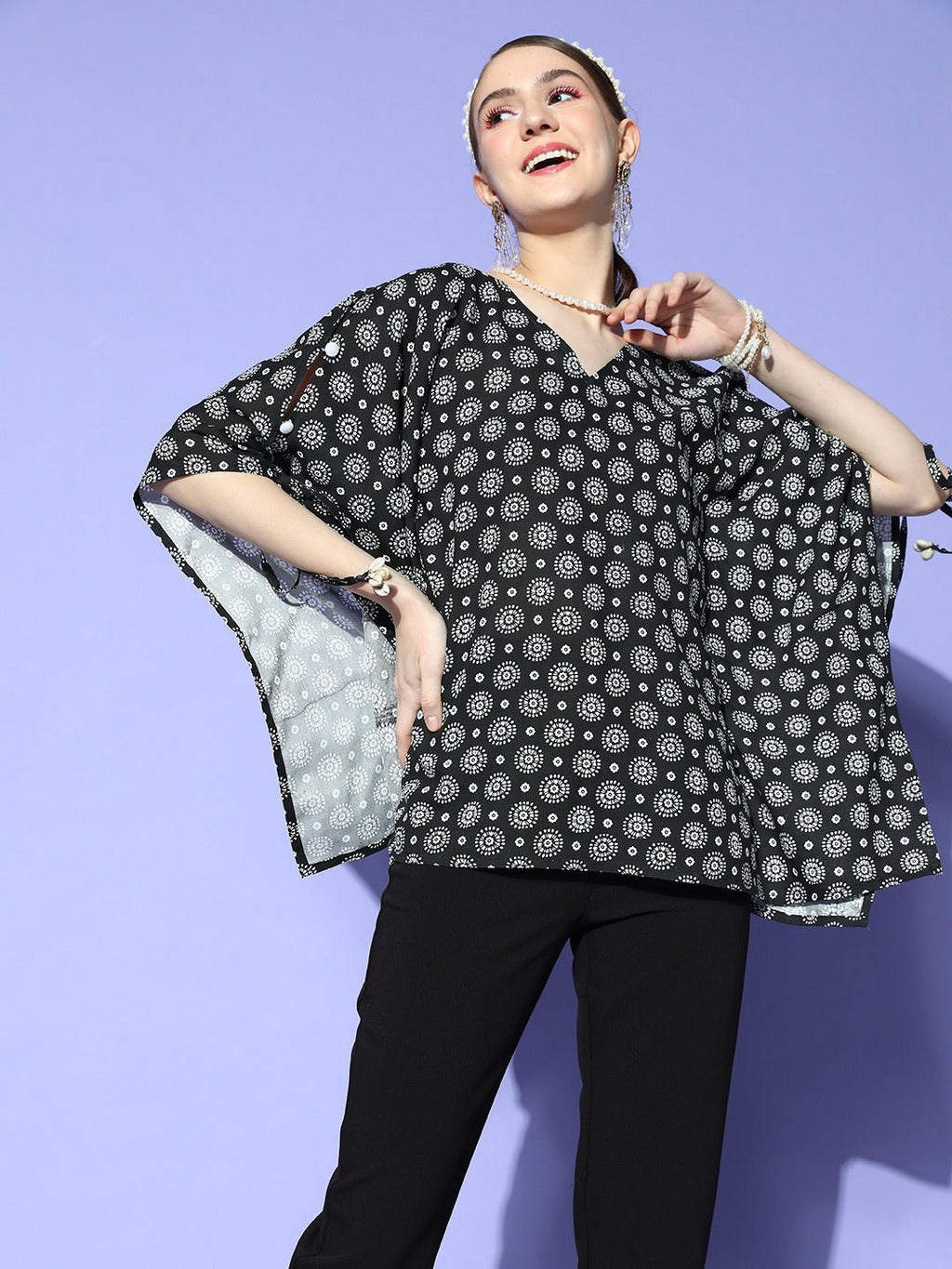 Yufta Black Kaftan Top
