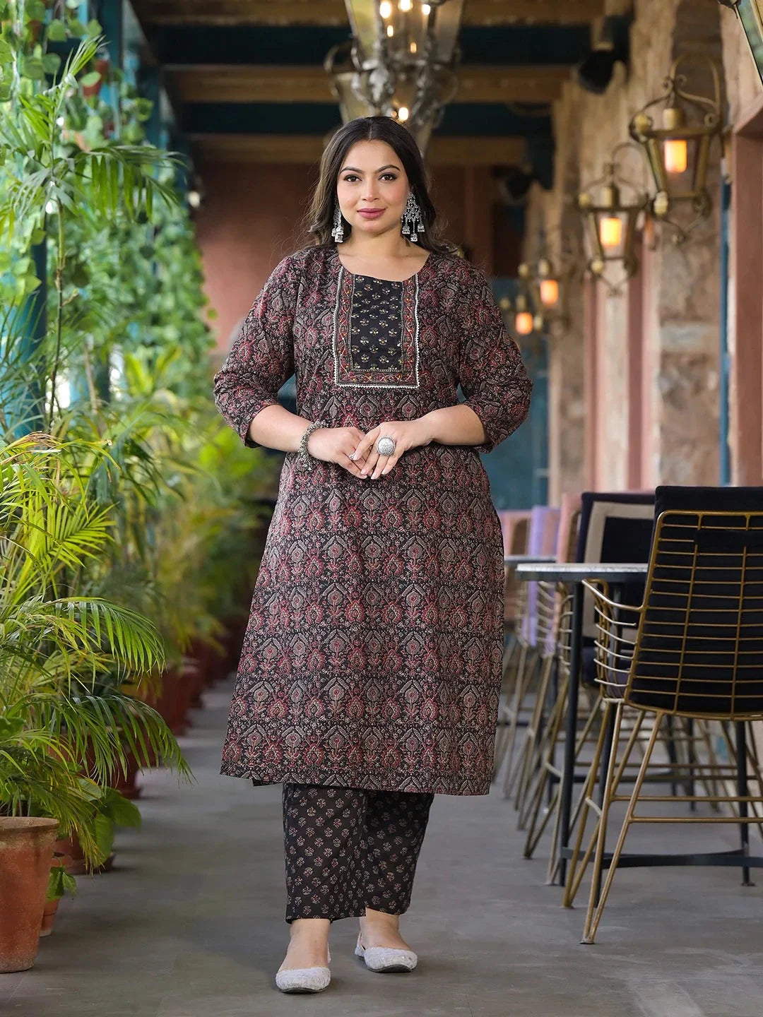 Yufta Black & Red Floral Print Straight Plus size Kurta Trouser And Dupatta Set