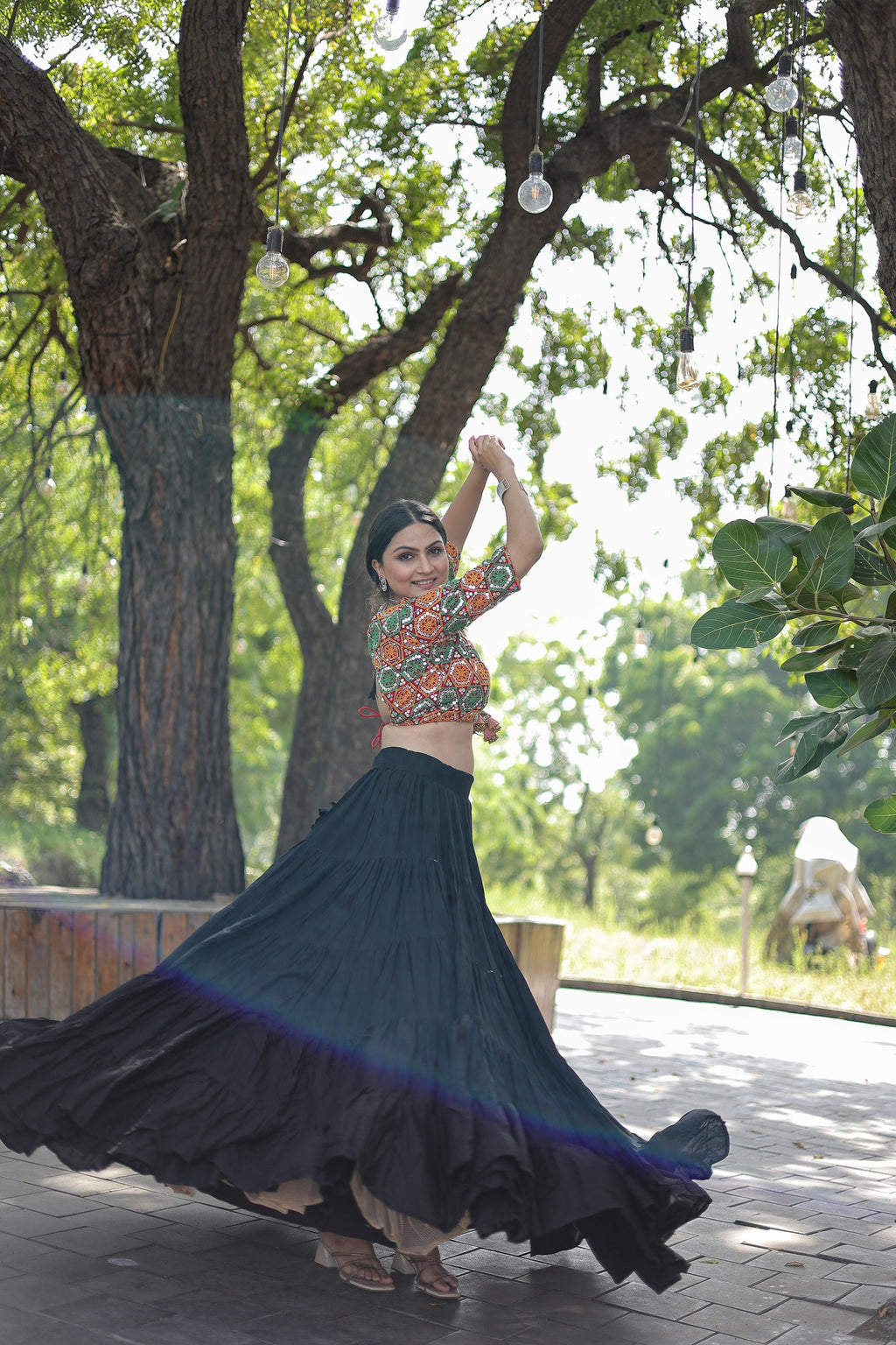 Lorenvalley Black Premium Rayon Lehenga with Georgette Embroidered Traditional Thread work Choli
