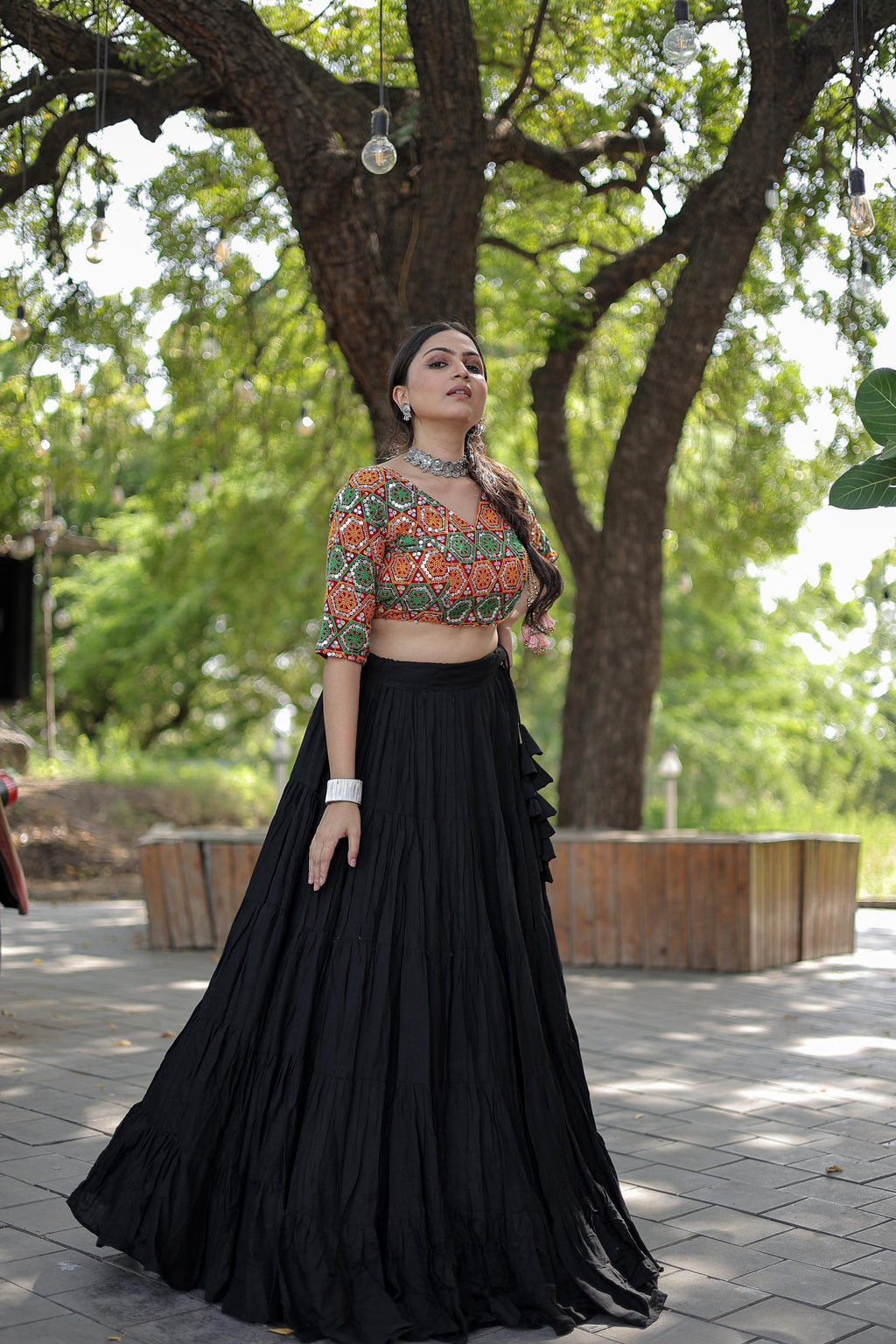 Lorenvalley Black Premium Rayon Lehenga with Georgette Embroidered Traditional Thread work Choli