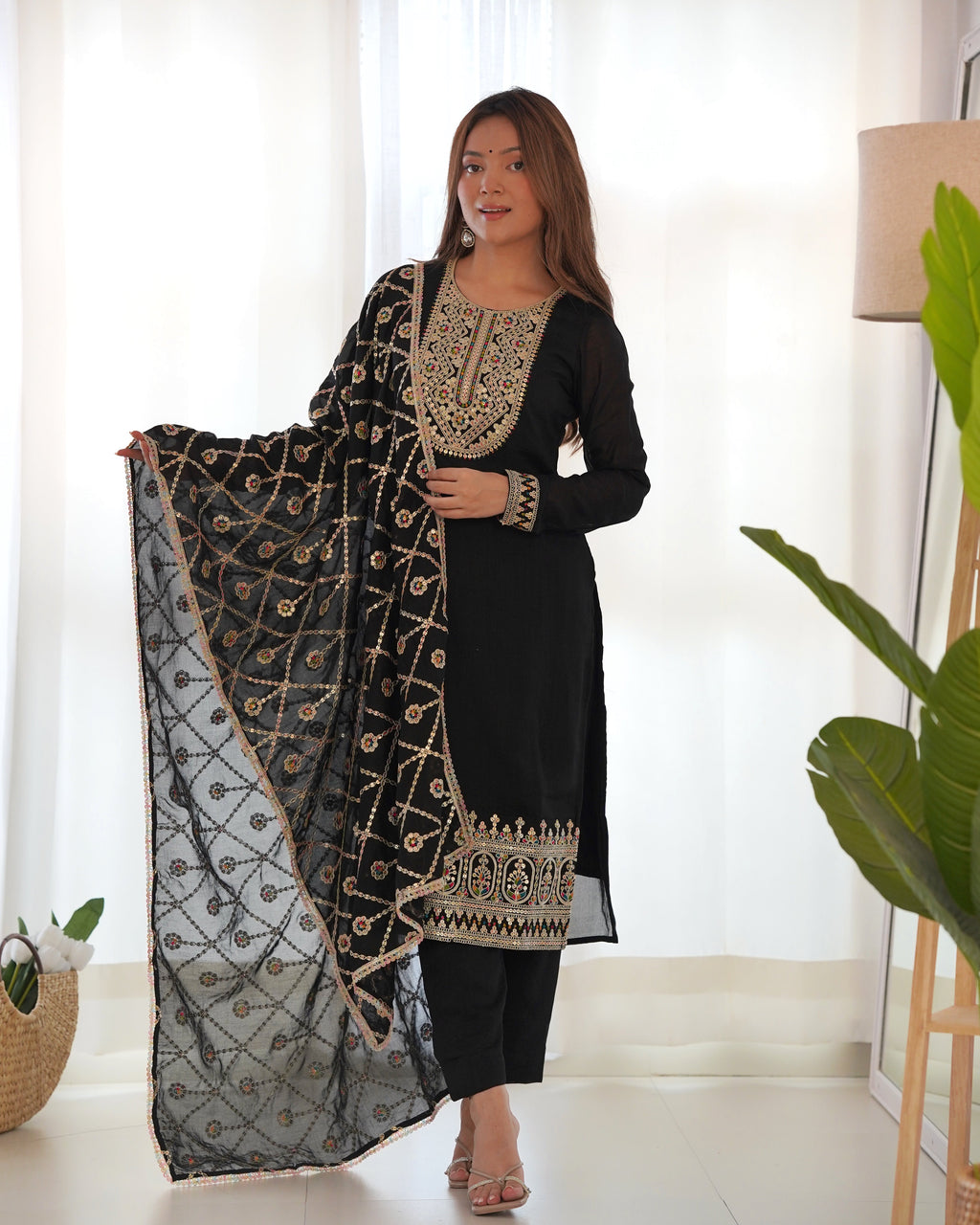 Lorenvalley Black Vichitra Silk Embroidery Sequence and Dori Thread Work Kurta Trousers with Dupatta Set - Distacart