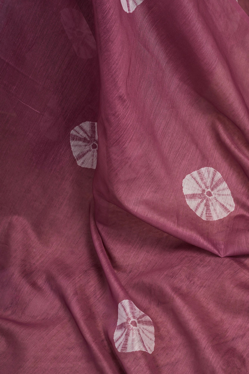 Vastranavya White Onion Digital Printed Linen Ready To Wear Designer Saree with Unstitched Blouse - Distacart