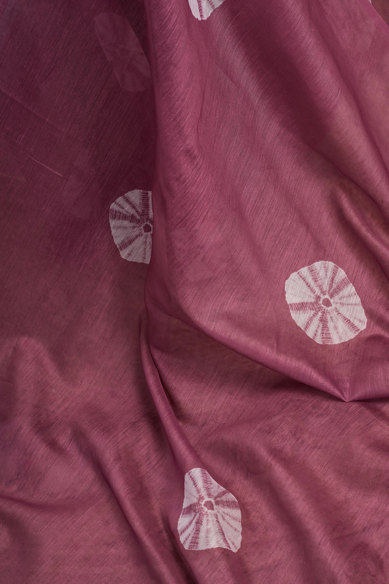 Vastranavya White Onion Digital Printed Linen Ready To Wear Designer Saree with Unstitched Blouse - Distacart