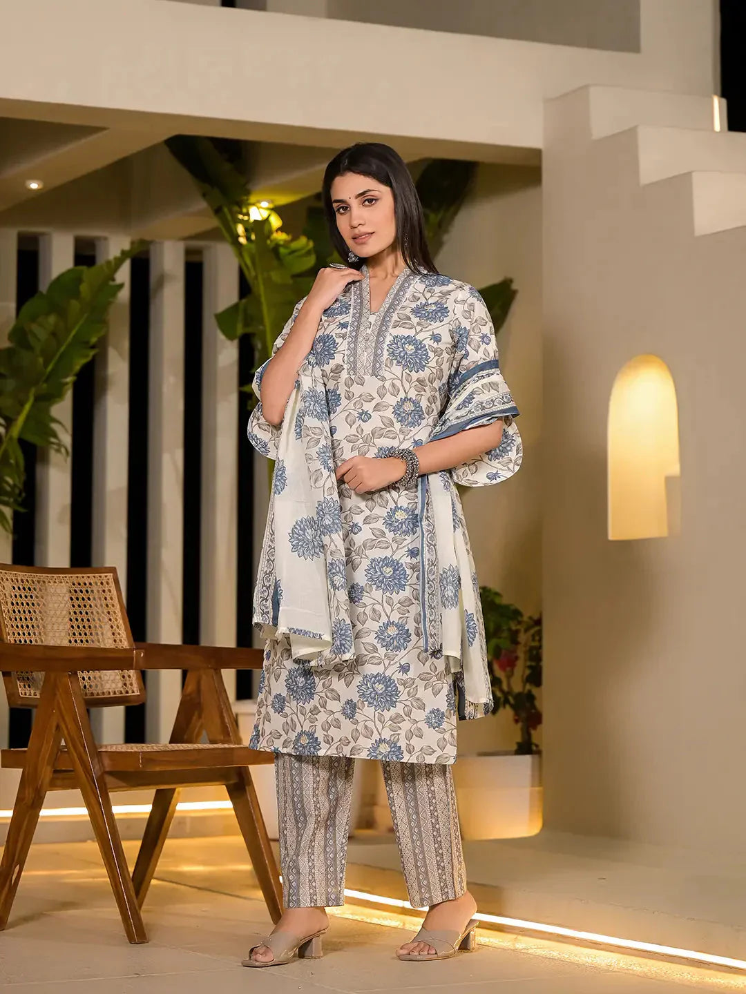 Yufta Blue And Off White Floral Print Cotton Straight Style Kurta And Trousers With Dupatta