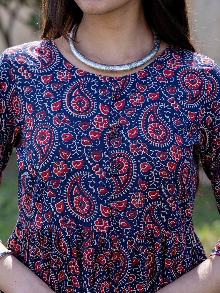 Yufta Blue Cotton Printed gathered kurta Set With Front Slit