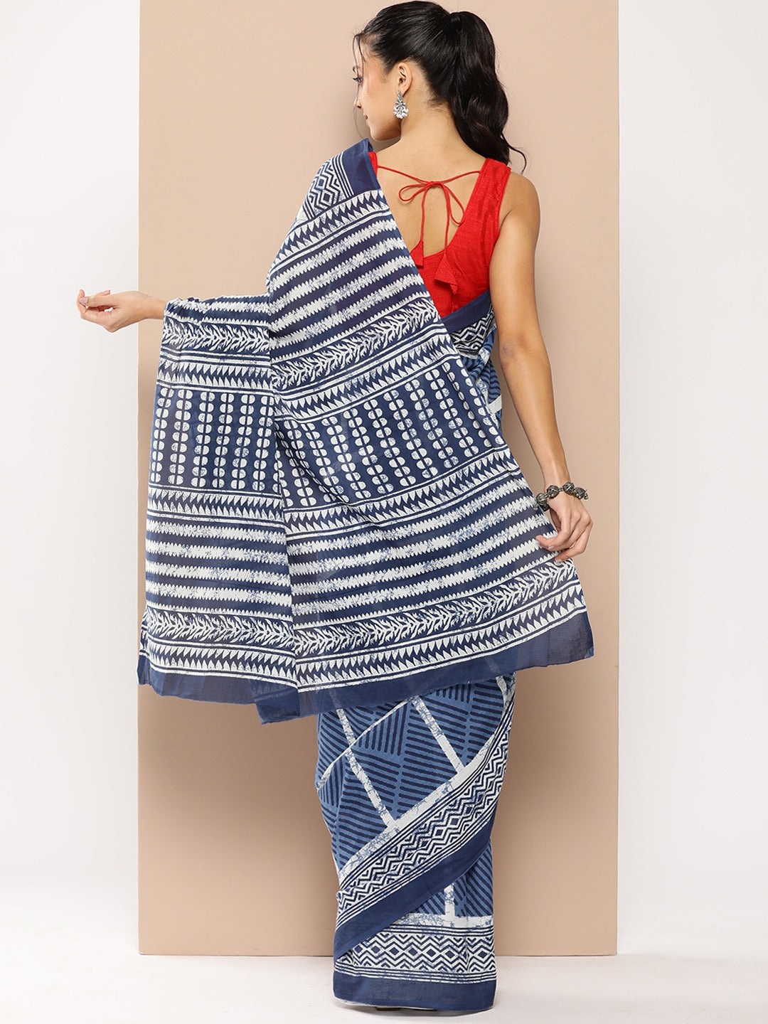 Yufta Blue Striped Mulmul Cotton Sarees With Unstitched Blouse - Distacart