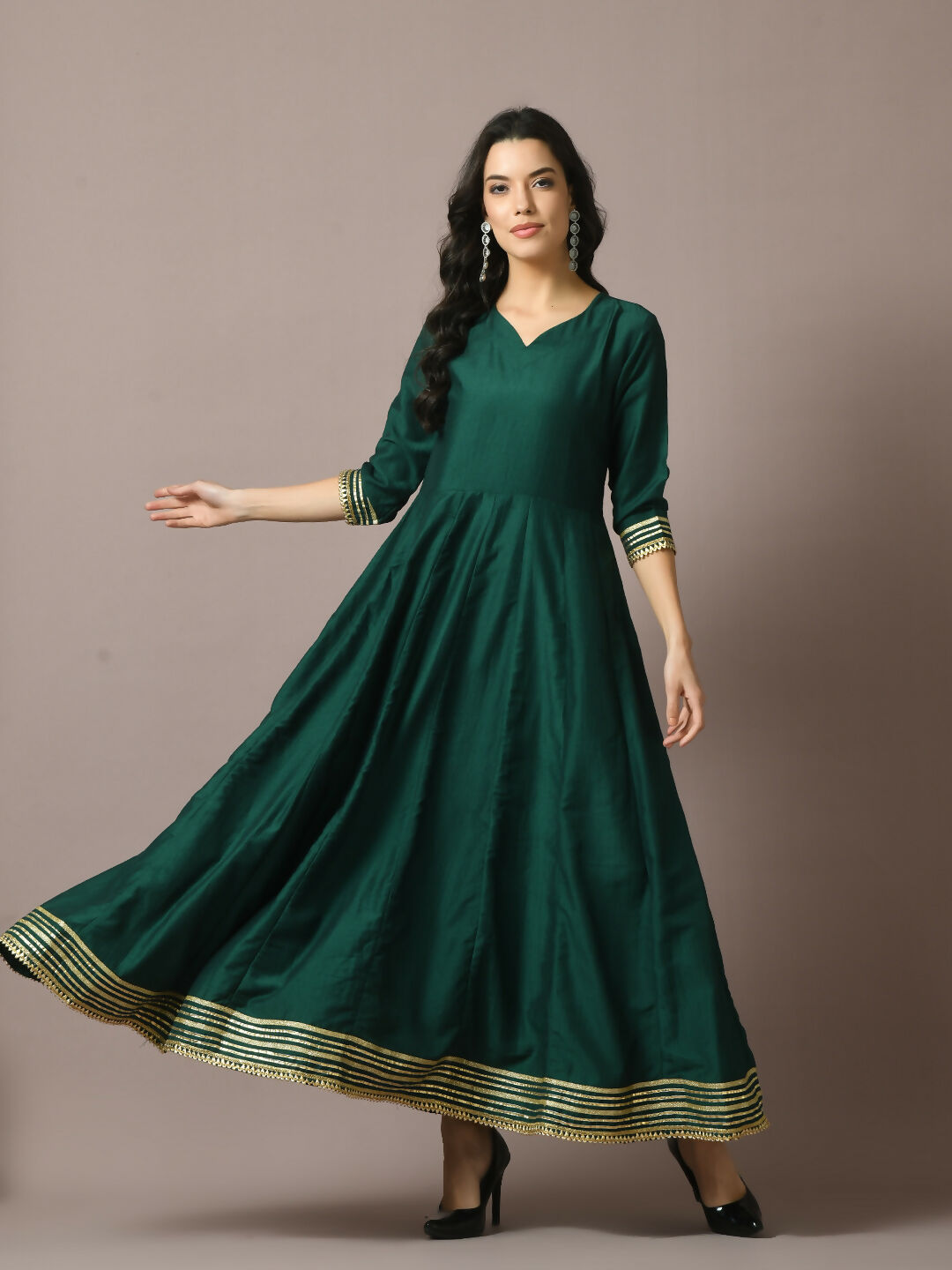 Myshka Women's Green Solid Silk Anarkali Party Kurta