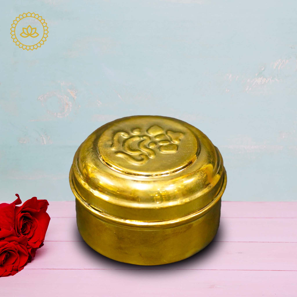 Brass Sampusta: Exquisite Decorative Accent for Homes
