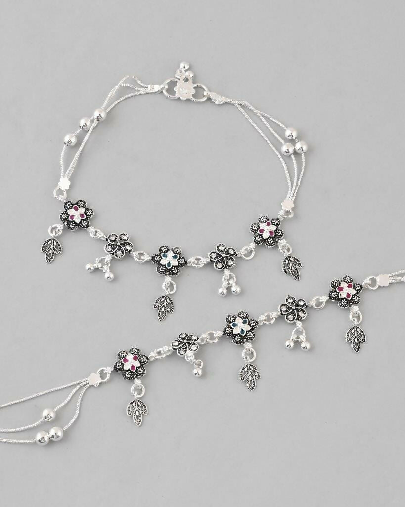 VOJ493-4