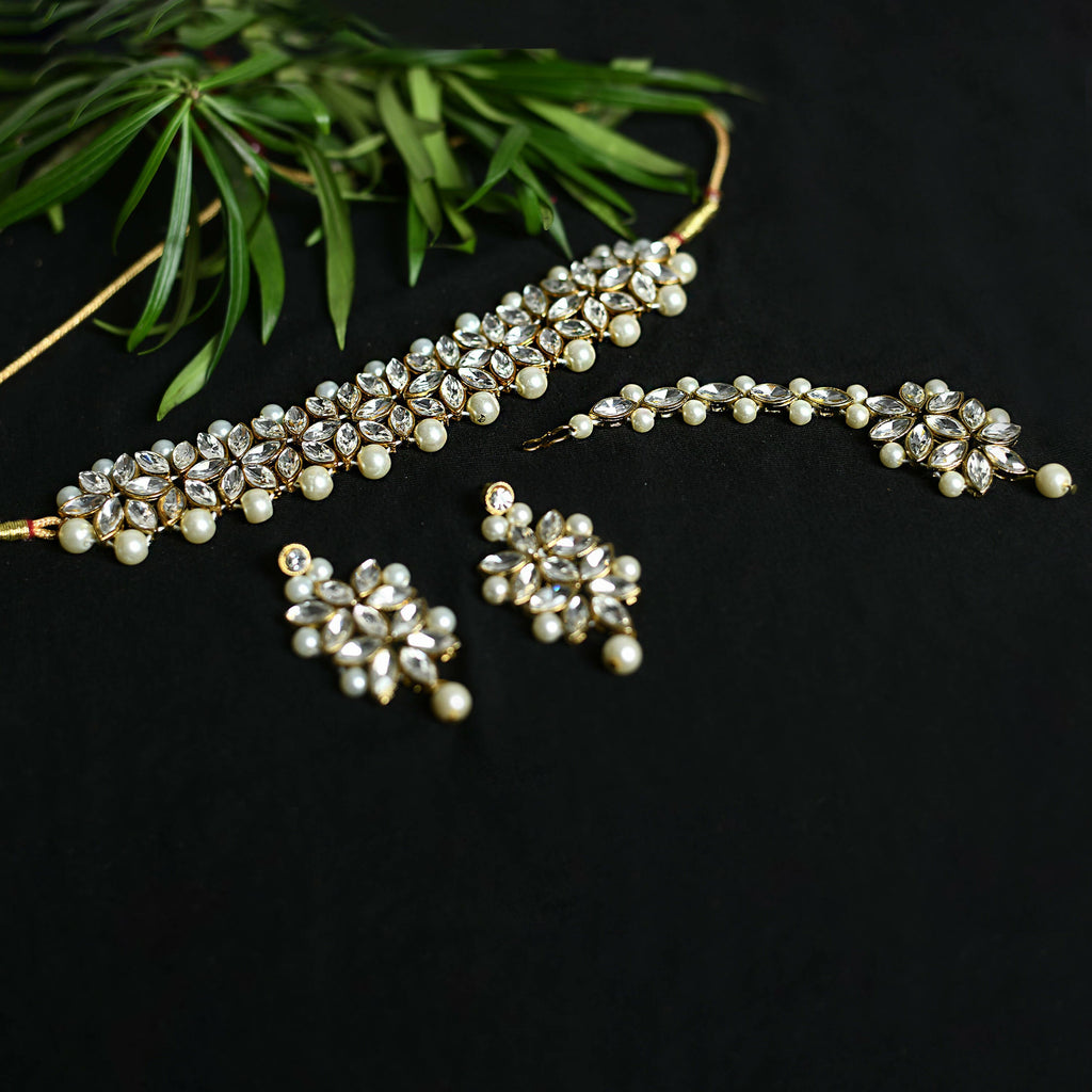 Mominos Fashion Johar Kamal Gold-Plated Brass Finish Kundan/Pearls Choker For Women (White) - Distacart