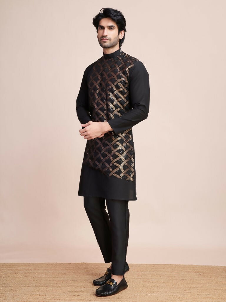 Vastranavya Traditional Festival Wear Pure Silk Thread & Sequence Embroidered Work Kurta