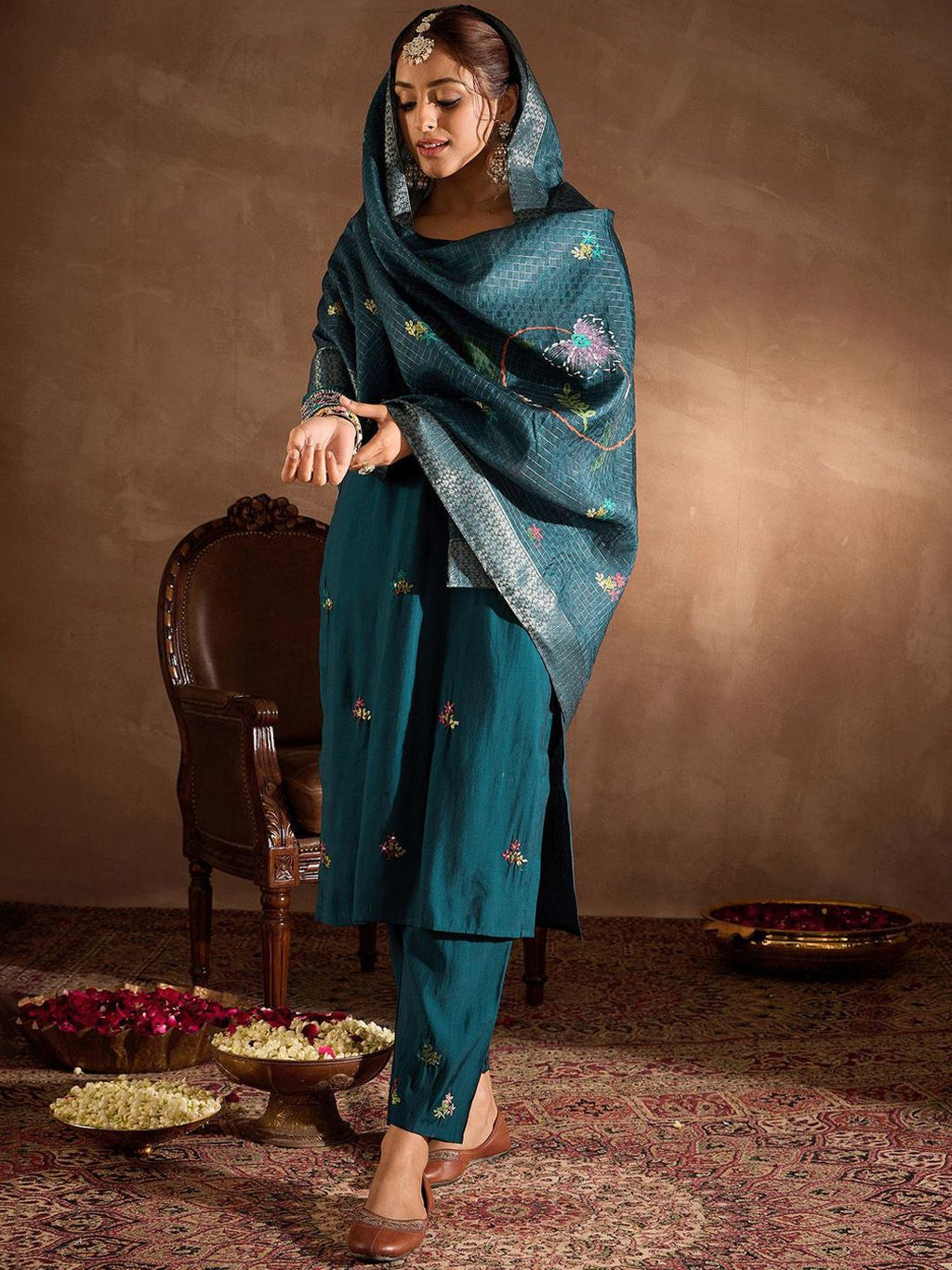 Indo Era Floral Embroidered Thread Work Straight Kurta With Trousers & Dupatta - Distacart