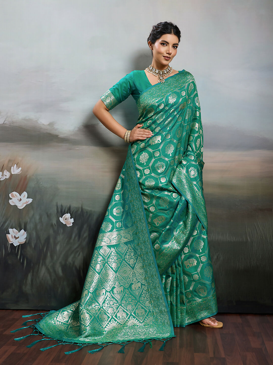 Shree Shyam Fashion Rama Green Silk Blend Saree - Distacart