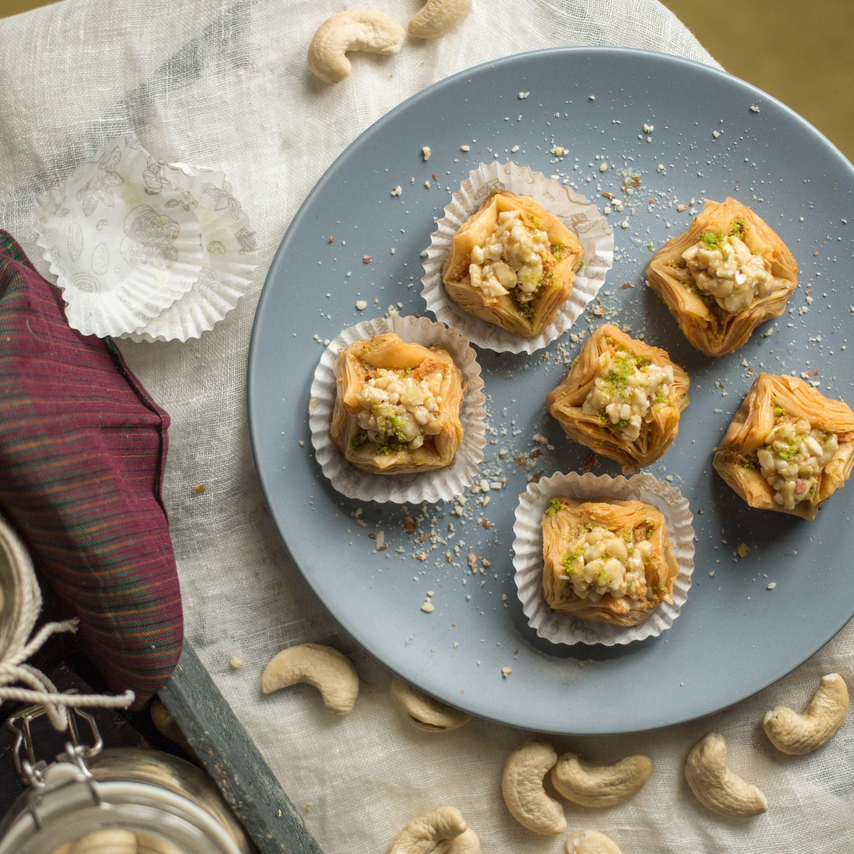 Almond House Cashew Pyramid - Distacart