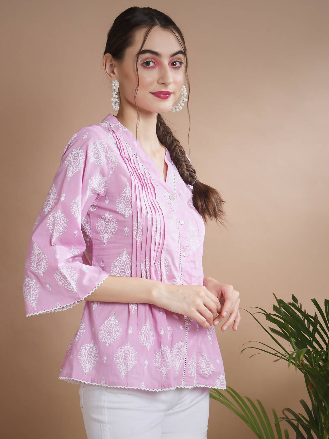 Myshka Women's Pink Printed V-Neck Top