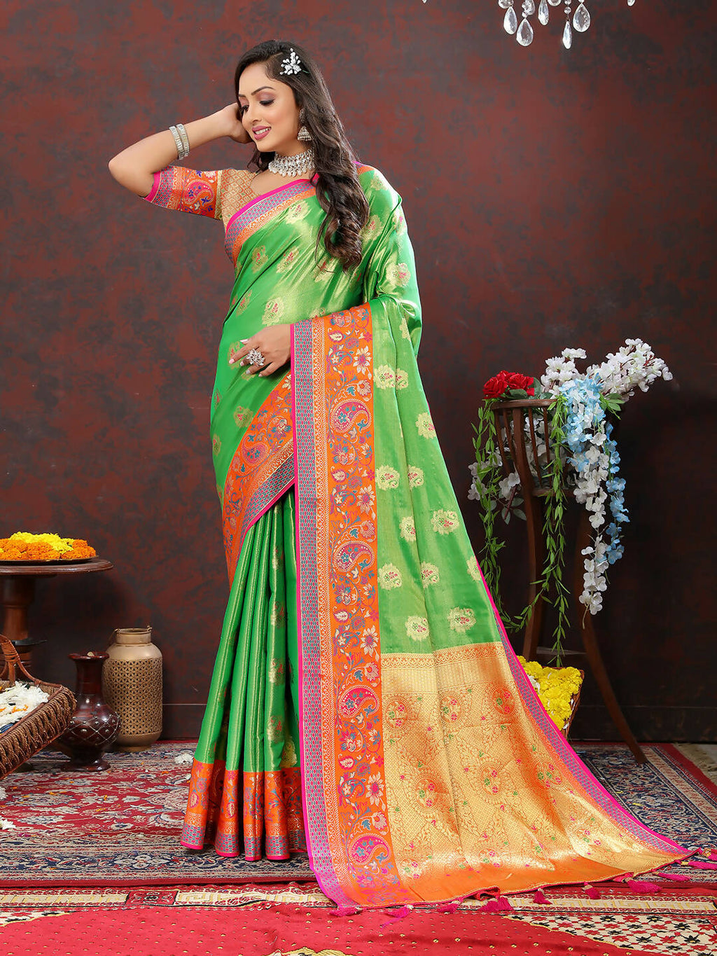 Lorenvalley Fashion Navyblue Kanjivaram Silk Woven Design with Zari Weaving Saree