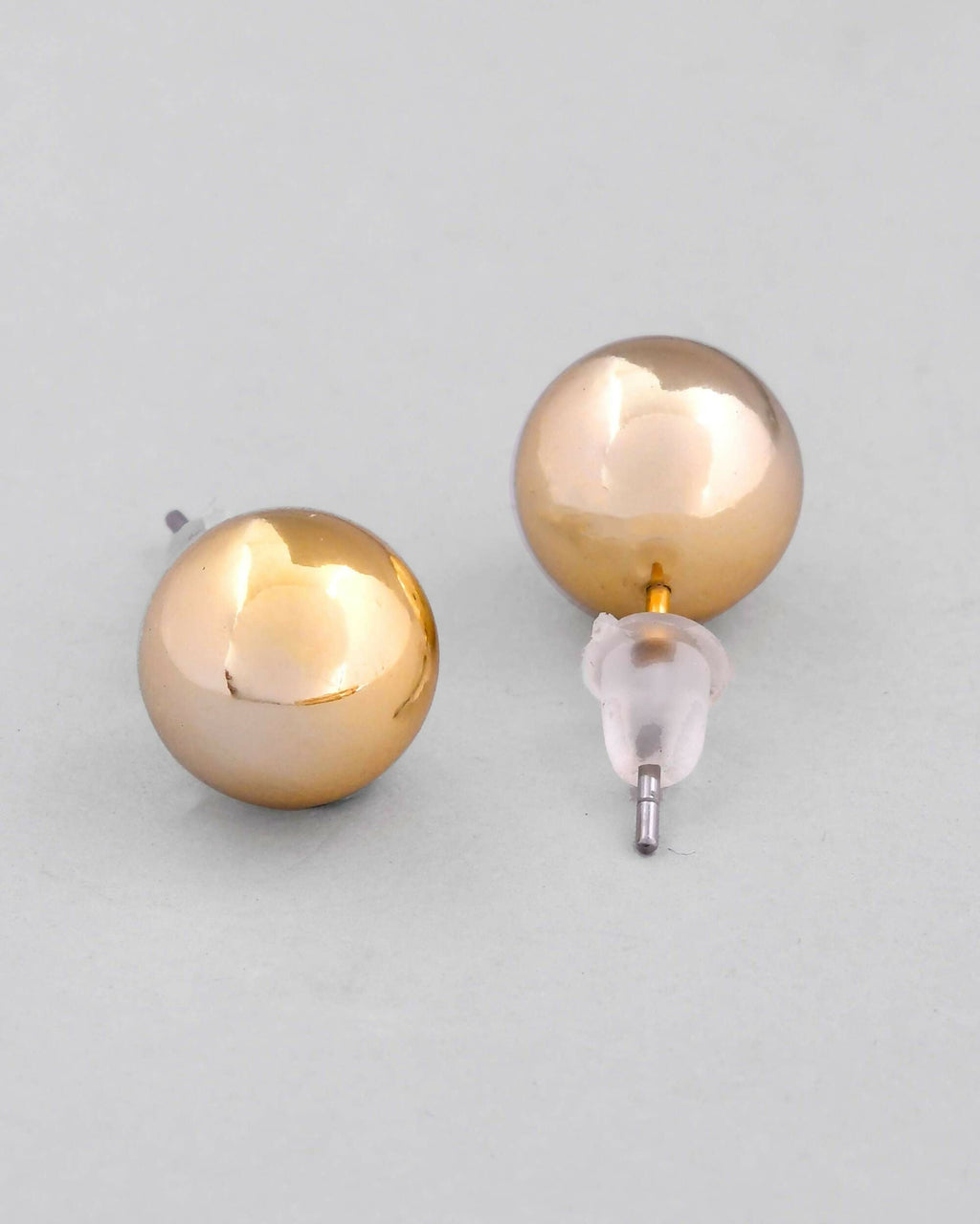 VOJ Gold-Polished Western Snake Hasli with Studs Earrings Set