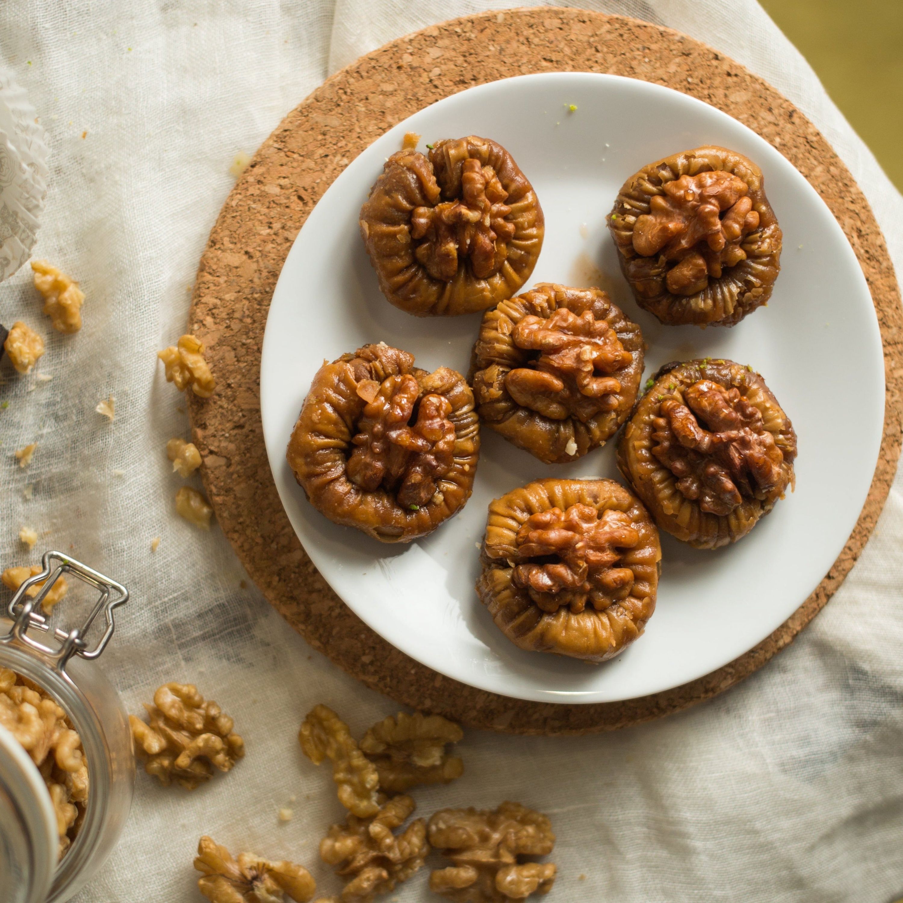 Almond House Chocolate Walnut Basket - Distacart