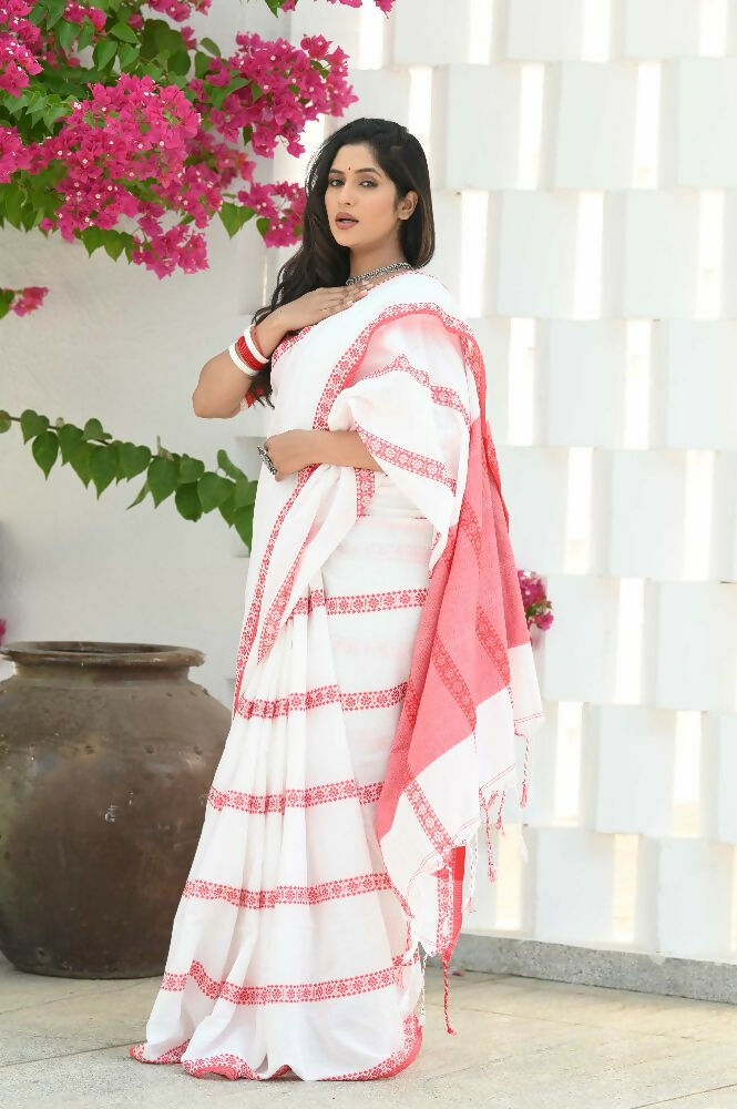 Beatitude White Cotton Handloom Saree
