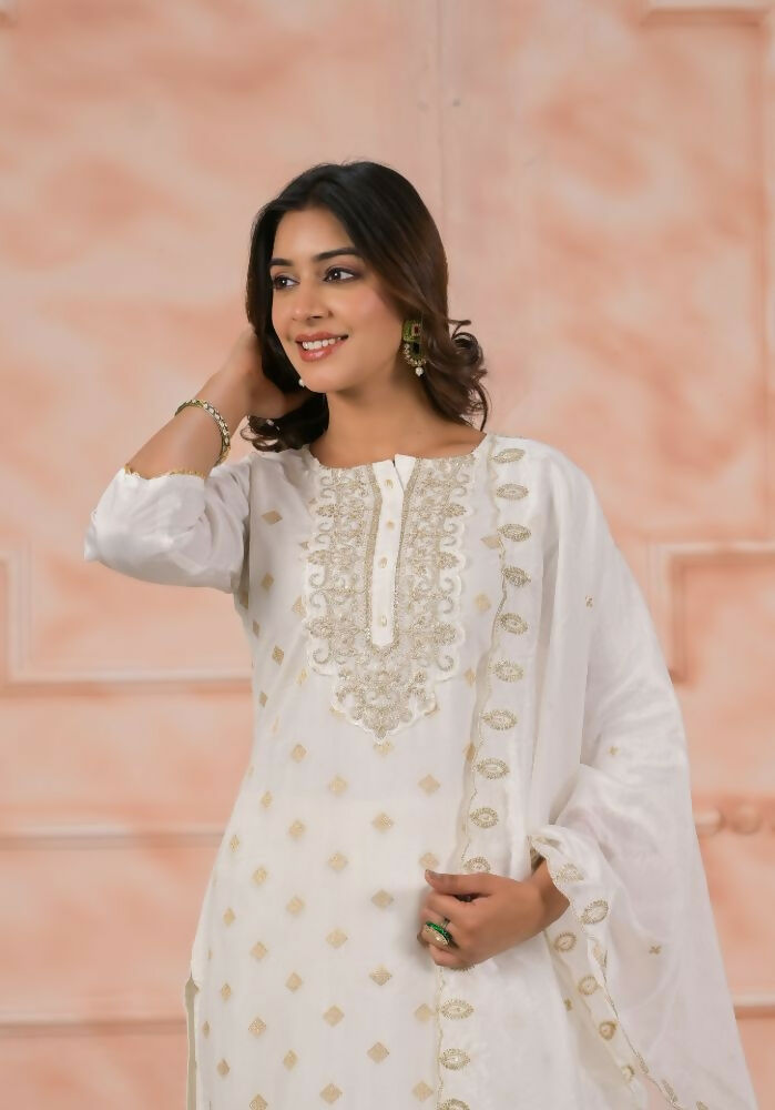 Tanisha1184B (1)