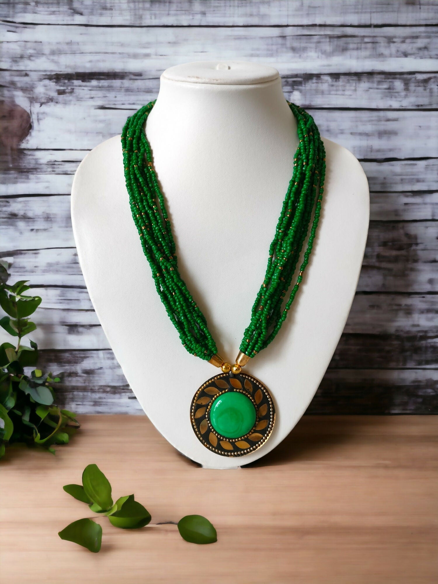 Inhanns Everyday Statement Beaded Pendant Necklace - Green