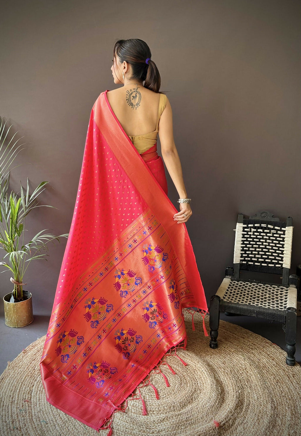 Joban Fashion Hot Pink Jacquard Butti Soft Lichi Silk Paithani Saree - Distacart
