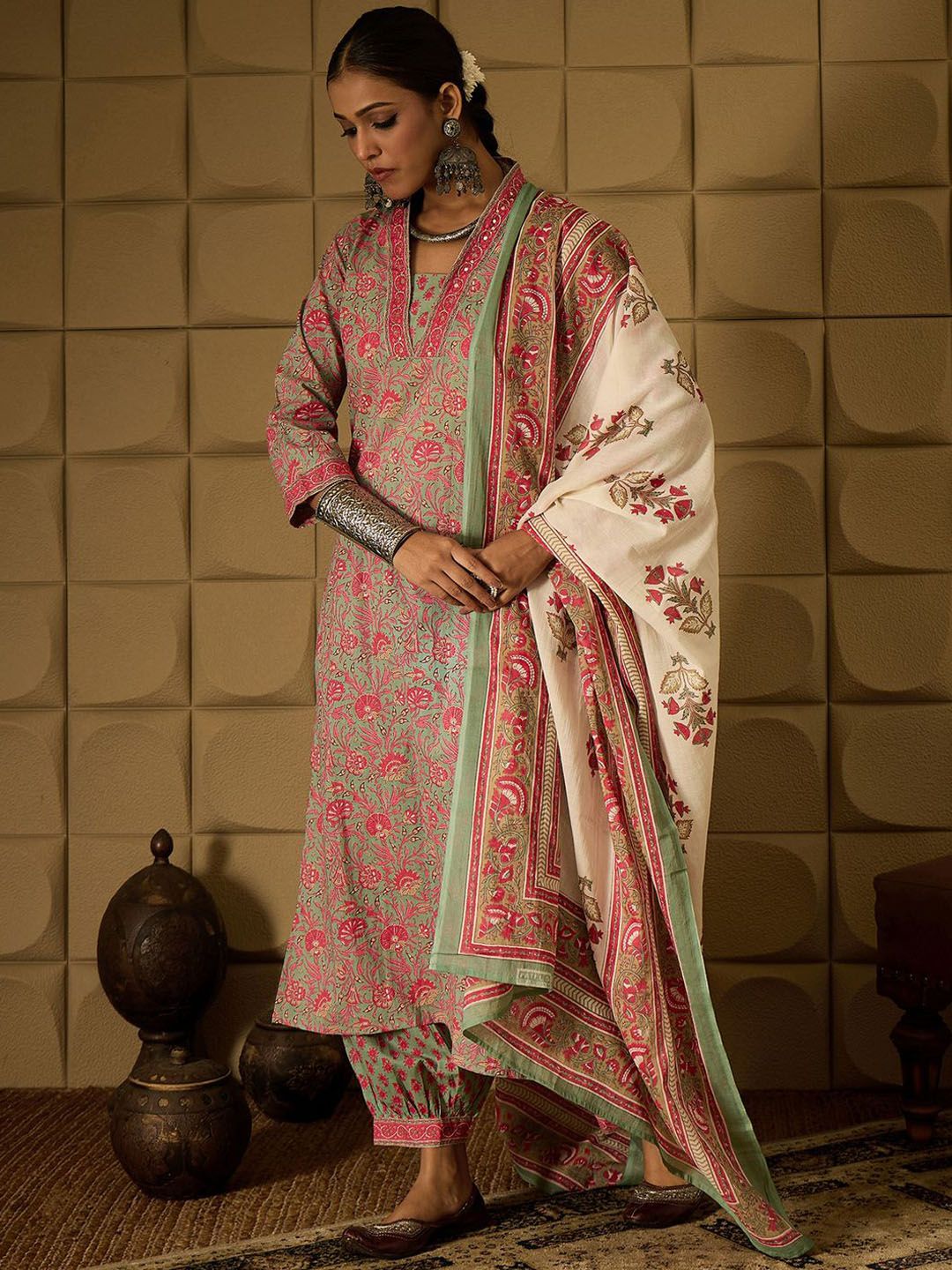 Indo Era Floral Printed Pure Cotton Straight Kurta with Salwar & Dupatta - Distacart