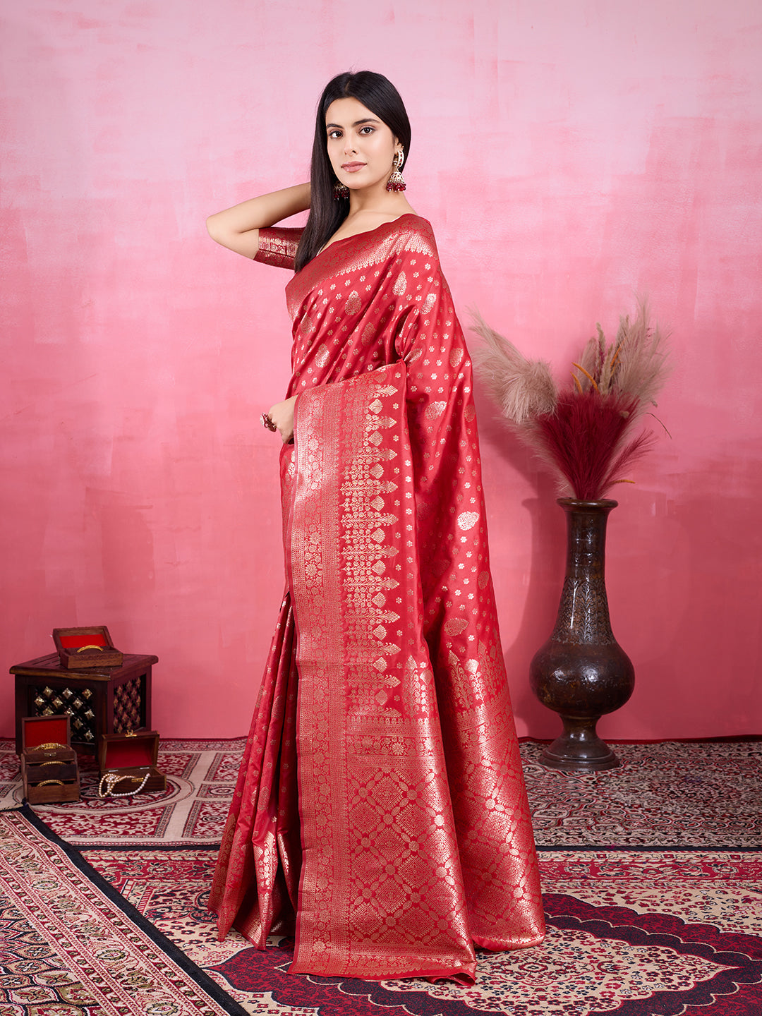 Vedant Vastram Banarasi Silk Fashion Saree - Red