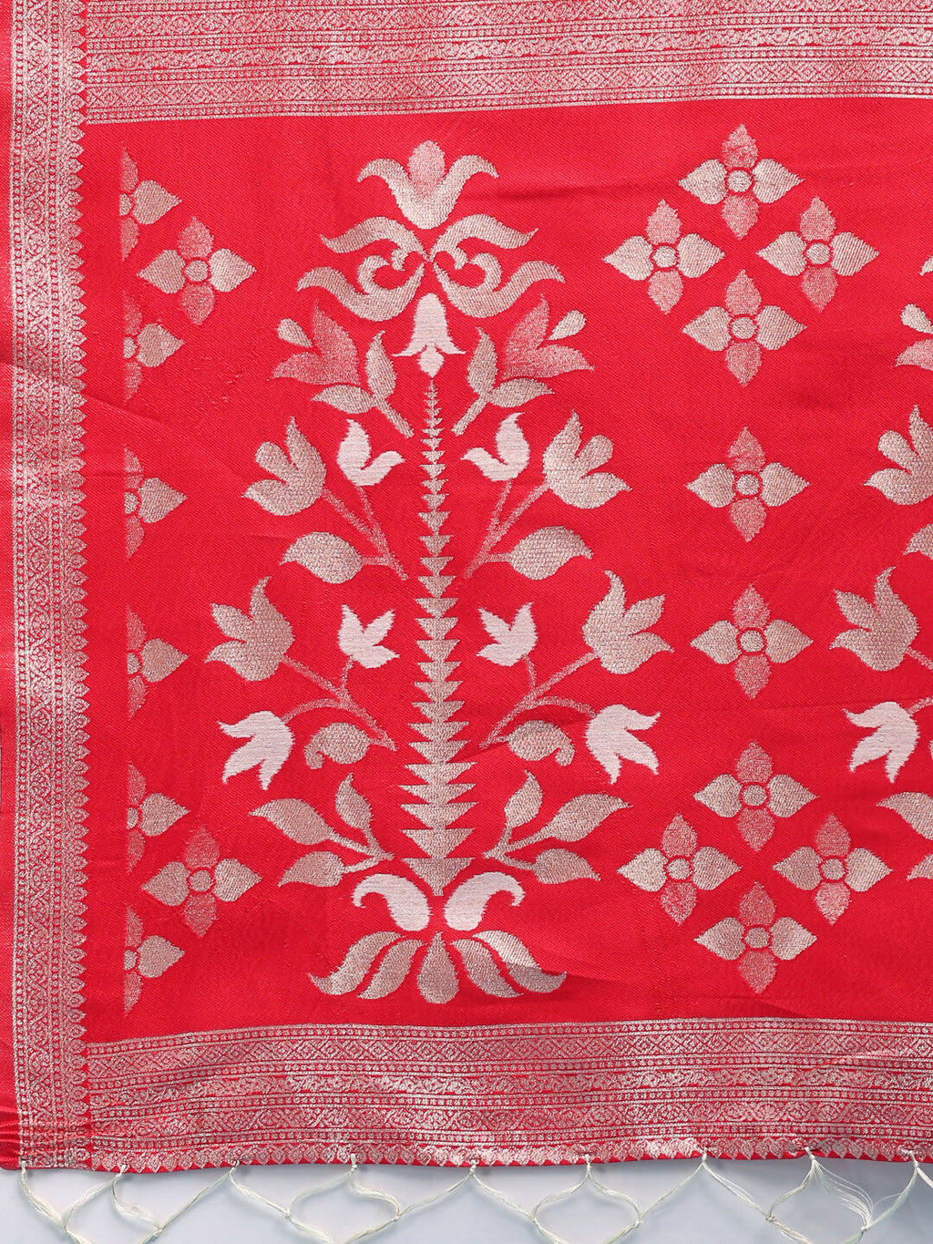 Shree Shyam Fashion Devistuti Red White Linen Cotton Saree