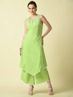 Myshka Women's Green Embroidered Kurta With Palazzo