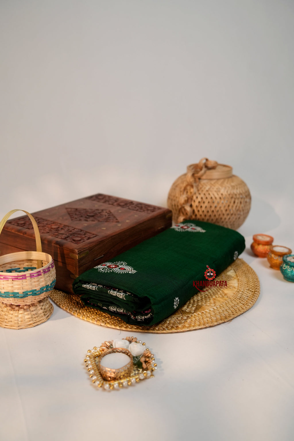 khanduapata Green & Black Embroidery Design Cotton Saree For Women - Distacart