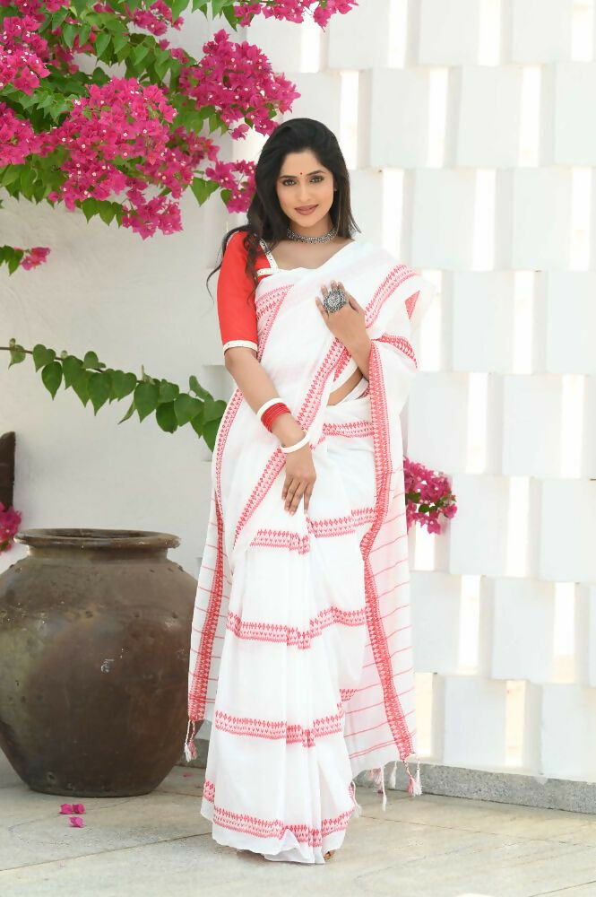 Beatitude White Cotton Handloom Saree