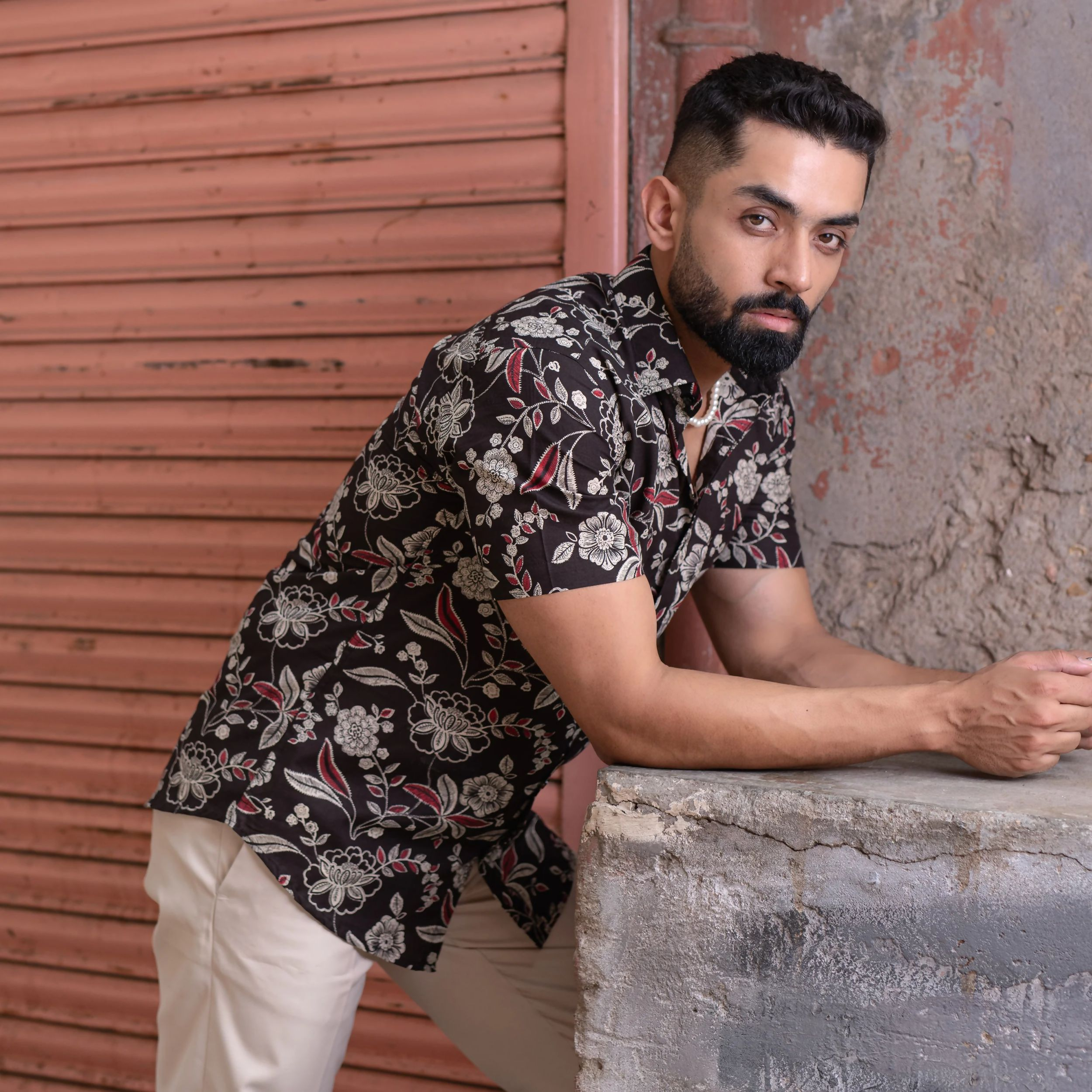 Miravan Men's Multi Colour Floral Printed Half Sleeve Slim Fit shirt