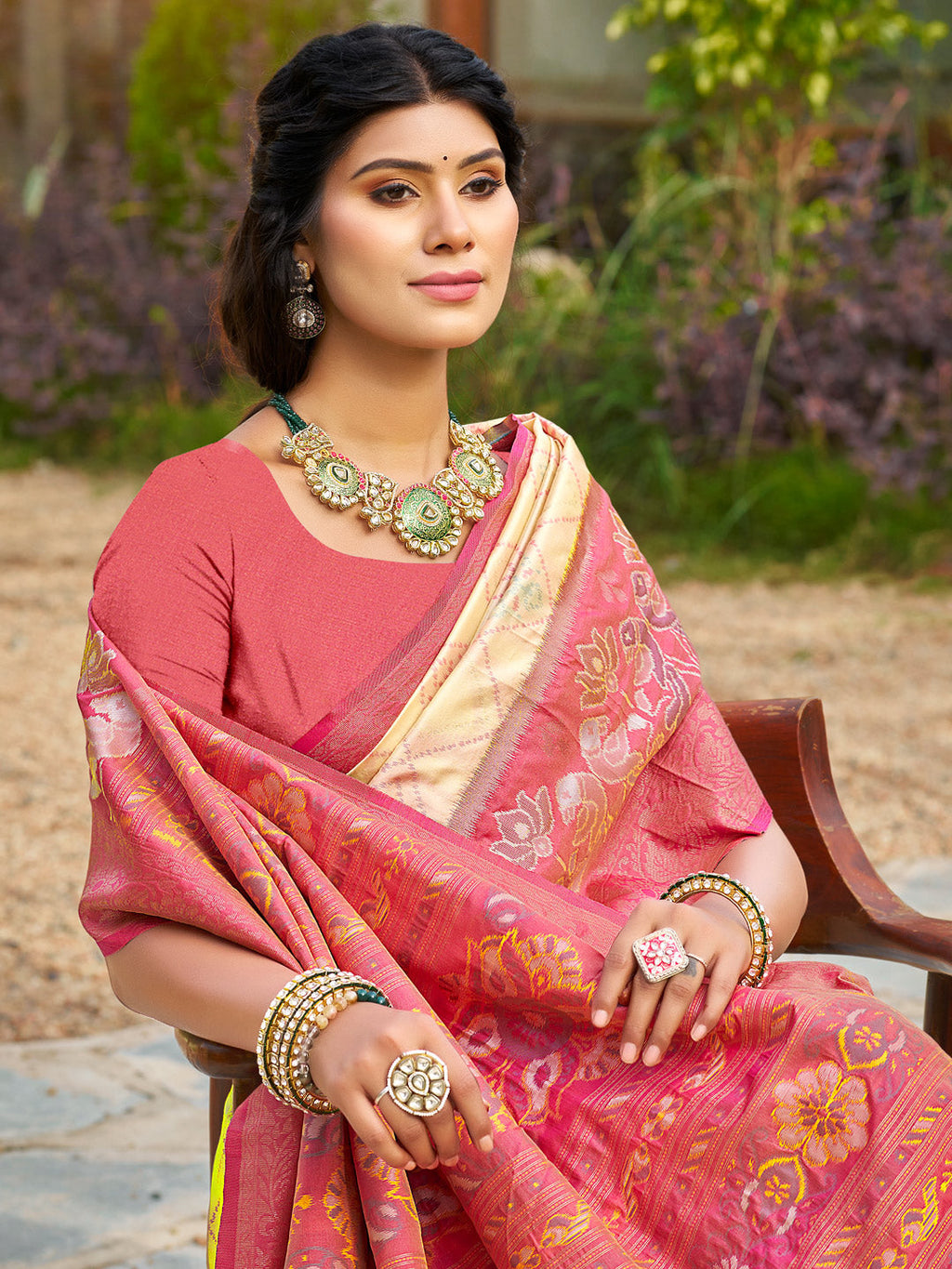 Anaita Cream Soft Silk Saree With Floral Printed Work With Blouse - Distacart